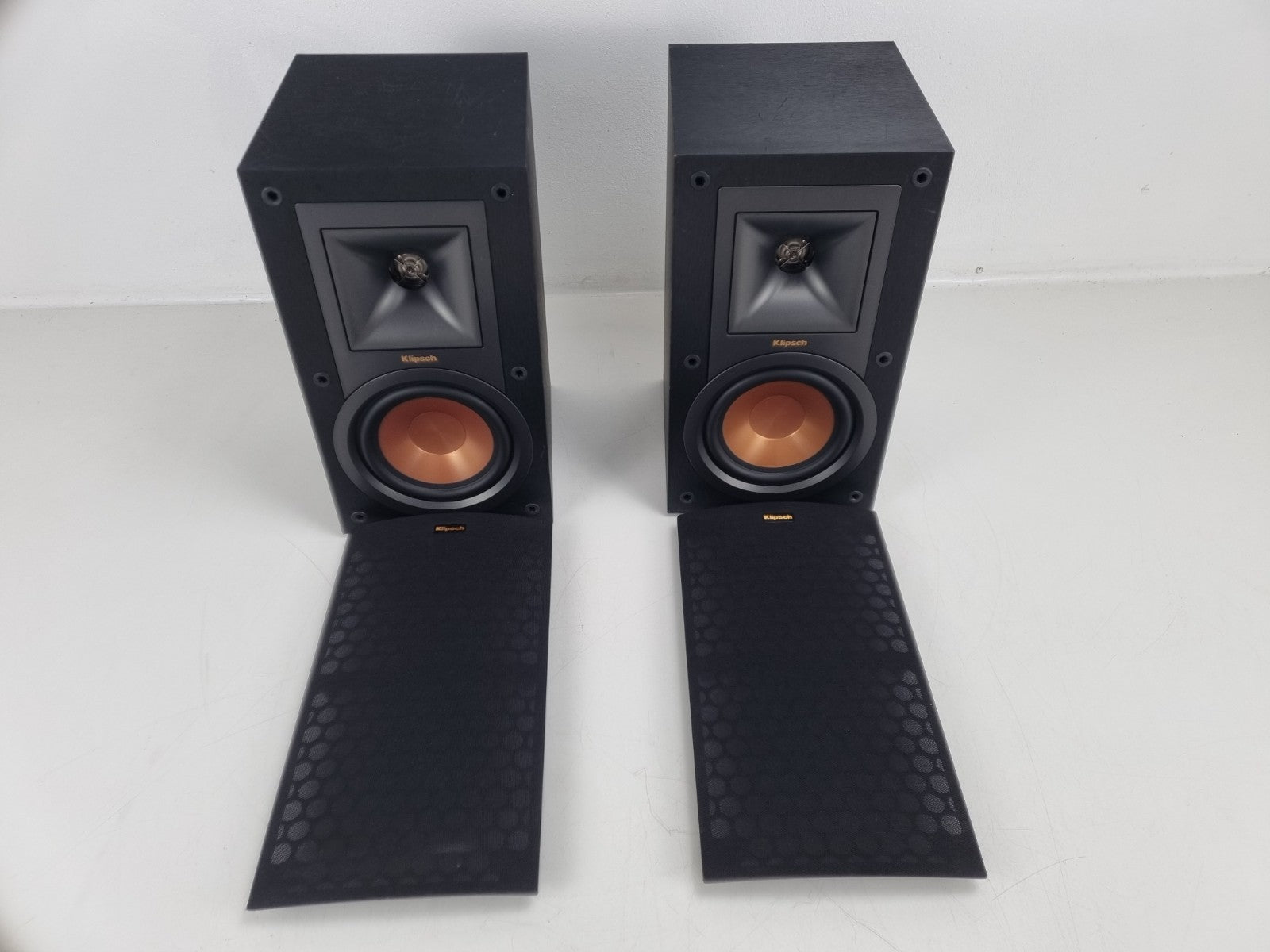 Klipsch R-15M boekenplankspeakers