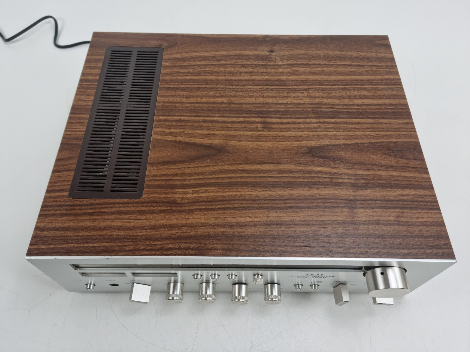 Akai AA 1030 Stereo Receiver - 30 watts per channel into 8 ohms