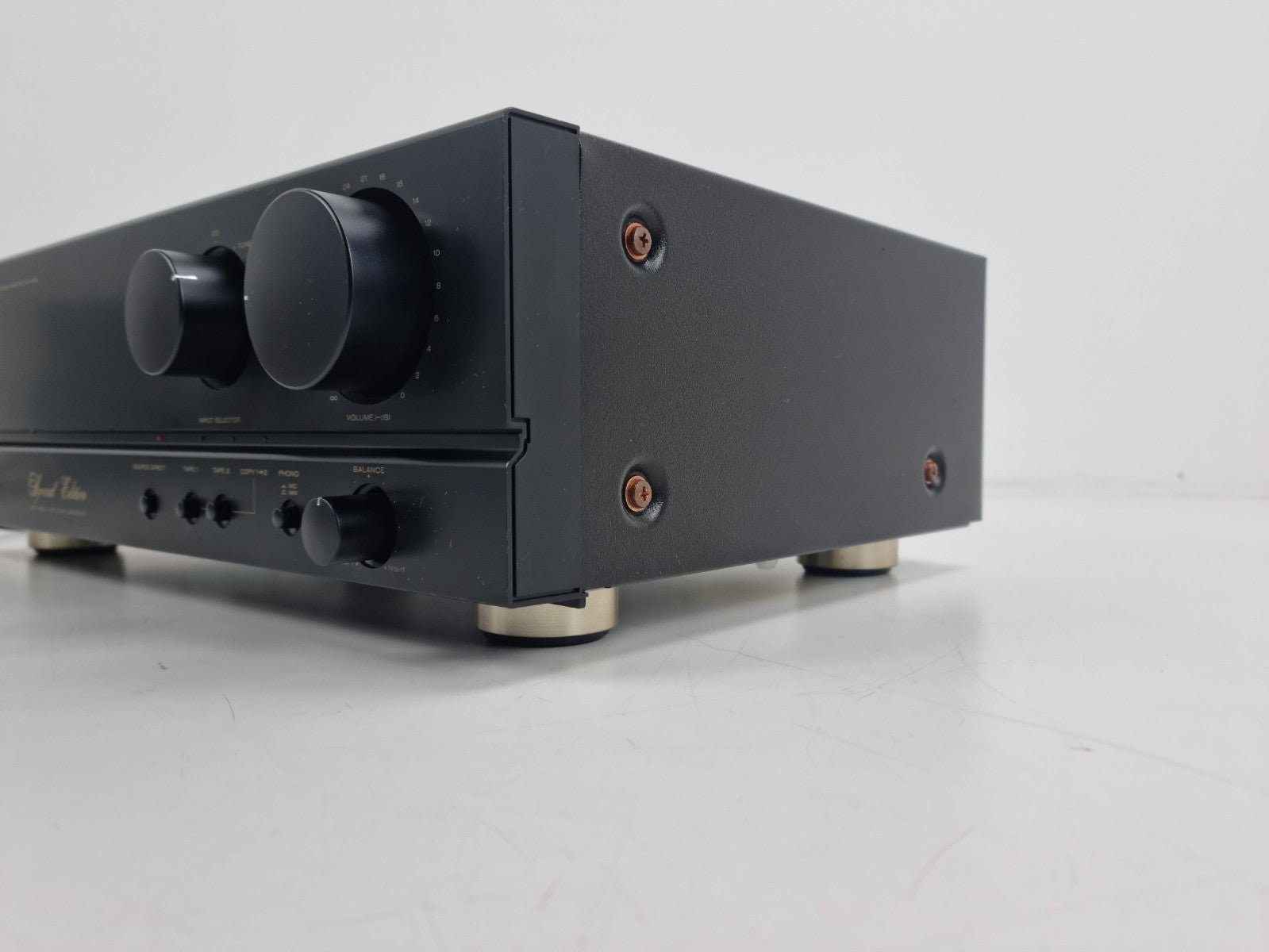 Marantz PM-40SE Stereo Integrated Amplifier- 43 watts per channel into 8Ω