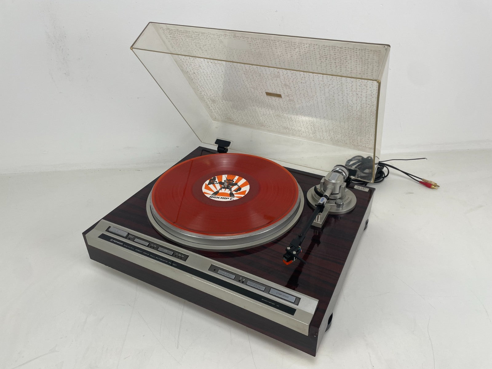 Pioneer PL-707 Quartz Direct Drive Turntable - Fully Automatic - 110V!