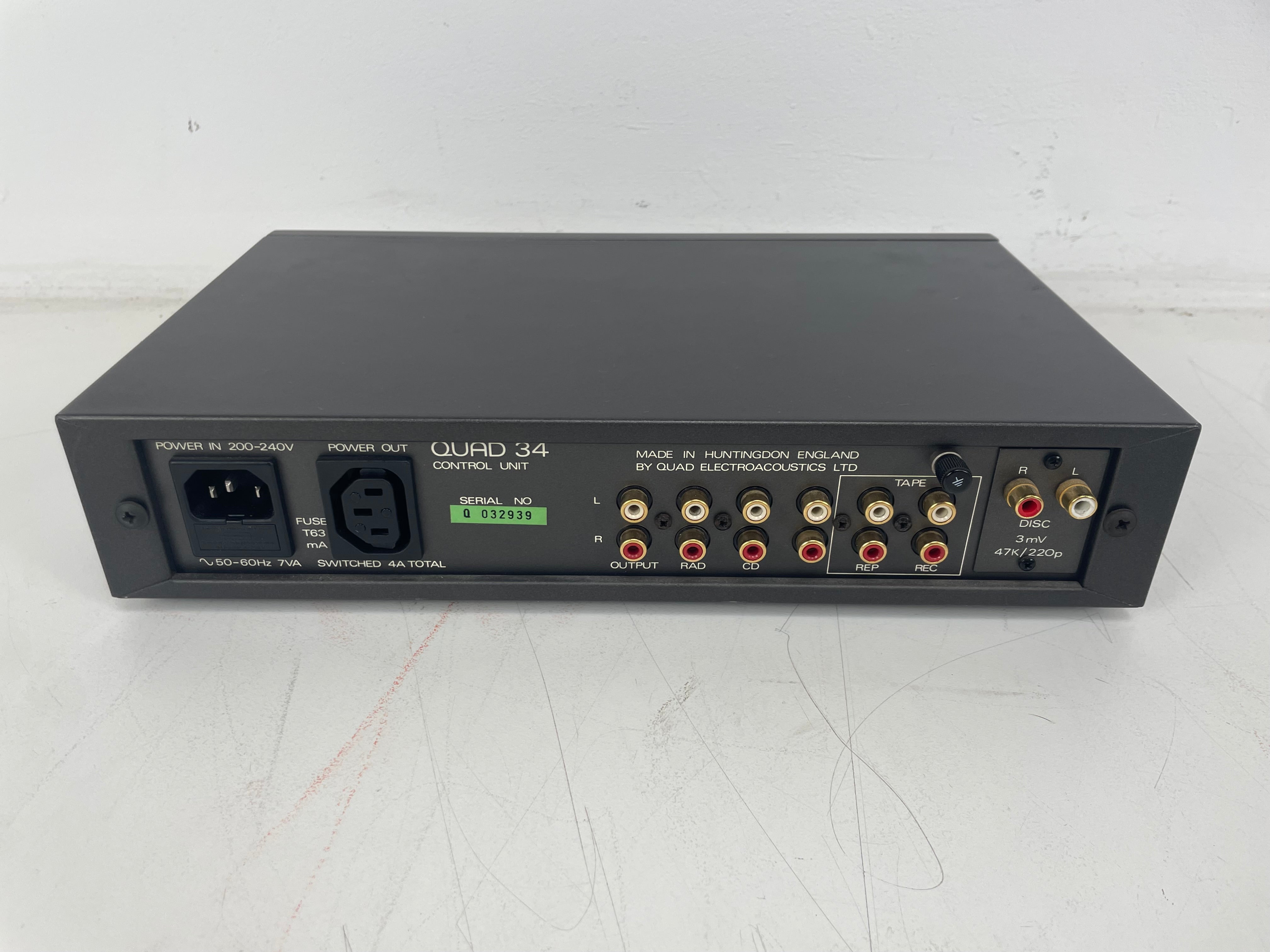Quad - 34 Control Unit/303 Power Amplifier - Inc. Power/AUX Cable