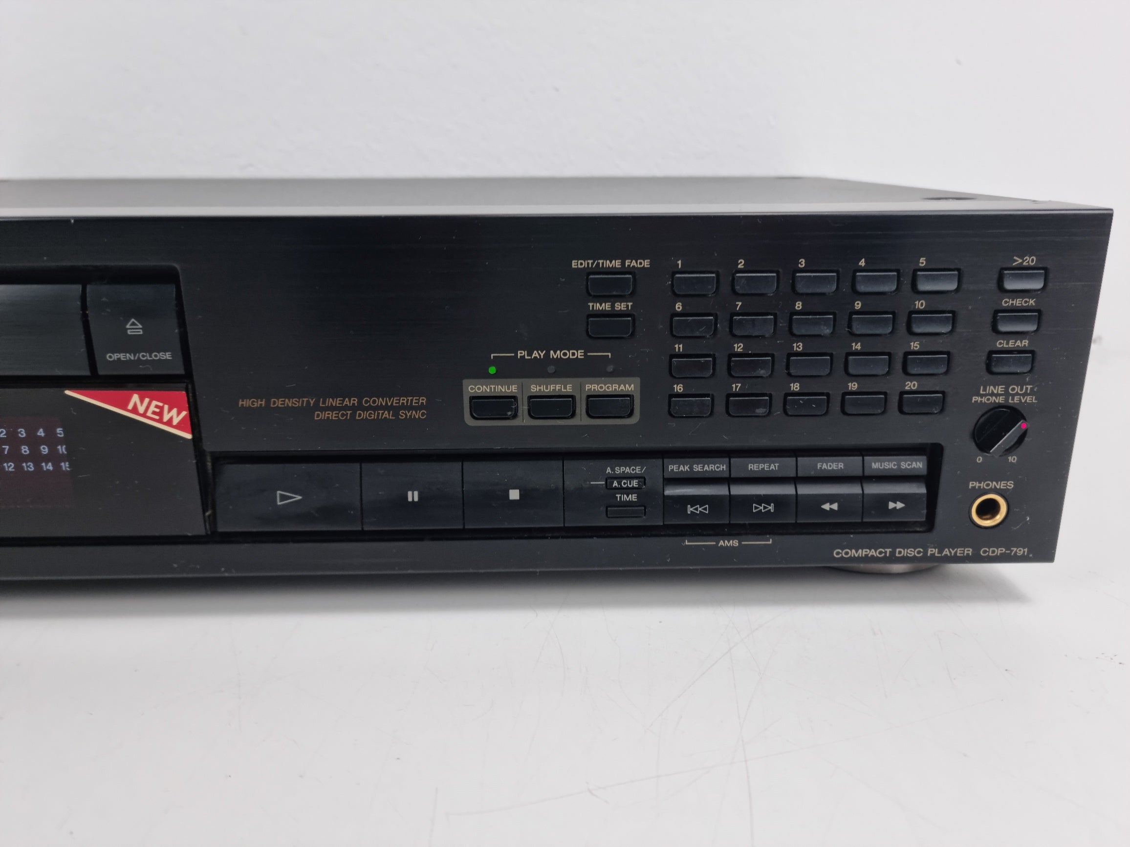 Sony - CDP 791 - Stereo Compact Disc Player - In beautiful condition
