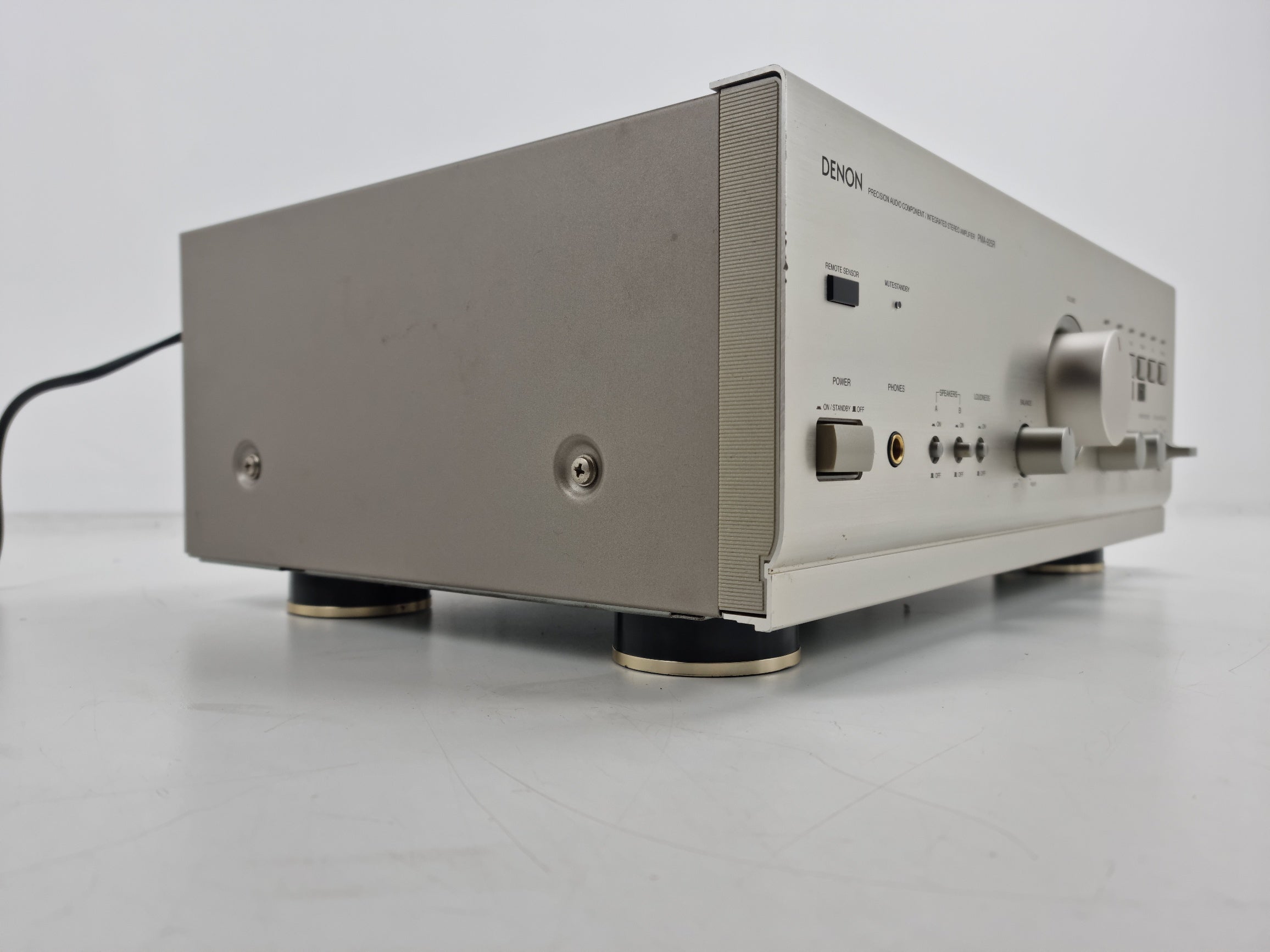 Denon PMA-925R Integrated Stereo Amplifier - With remote control - In beautiful condition