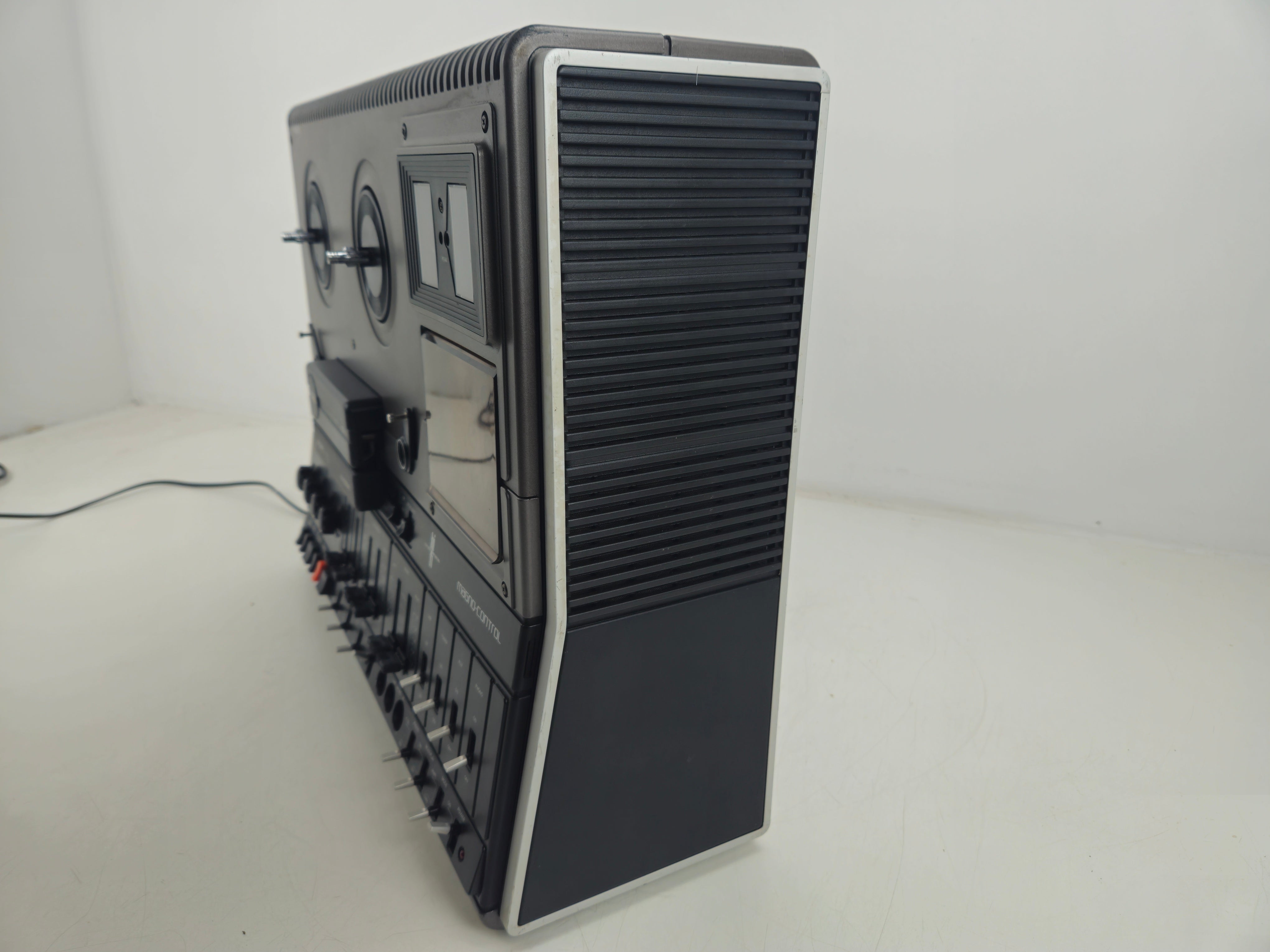 Philips - N4506 - Stereo cassettedeck - Stofkap (nr. 2)