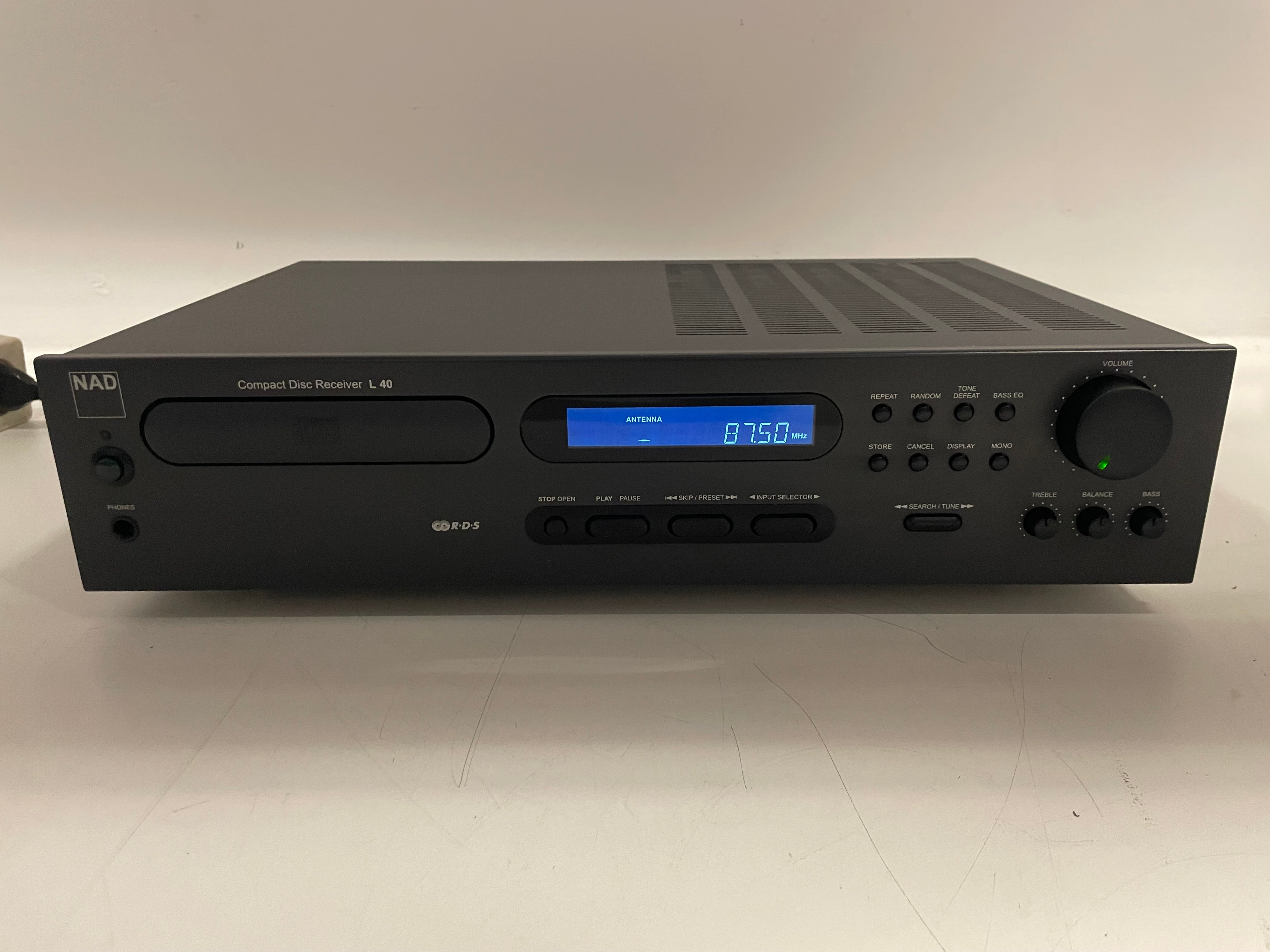 NAD - L40 - Compact Disc Receiver - Inc. Remote
