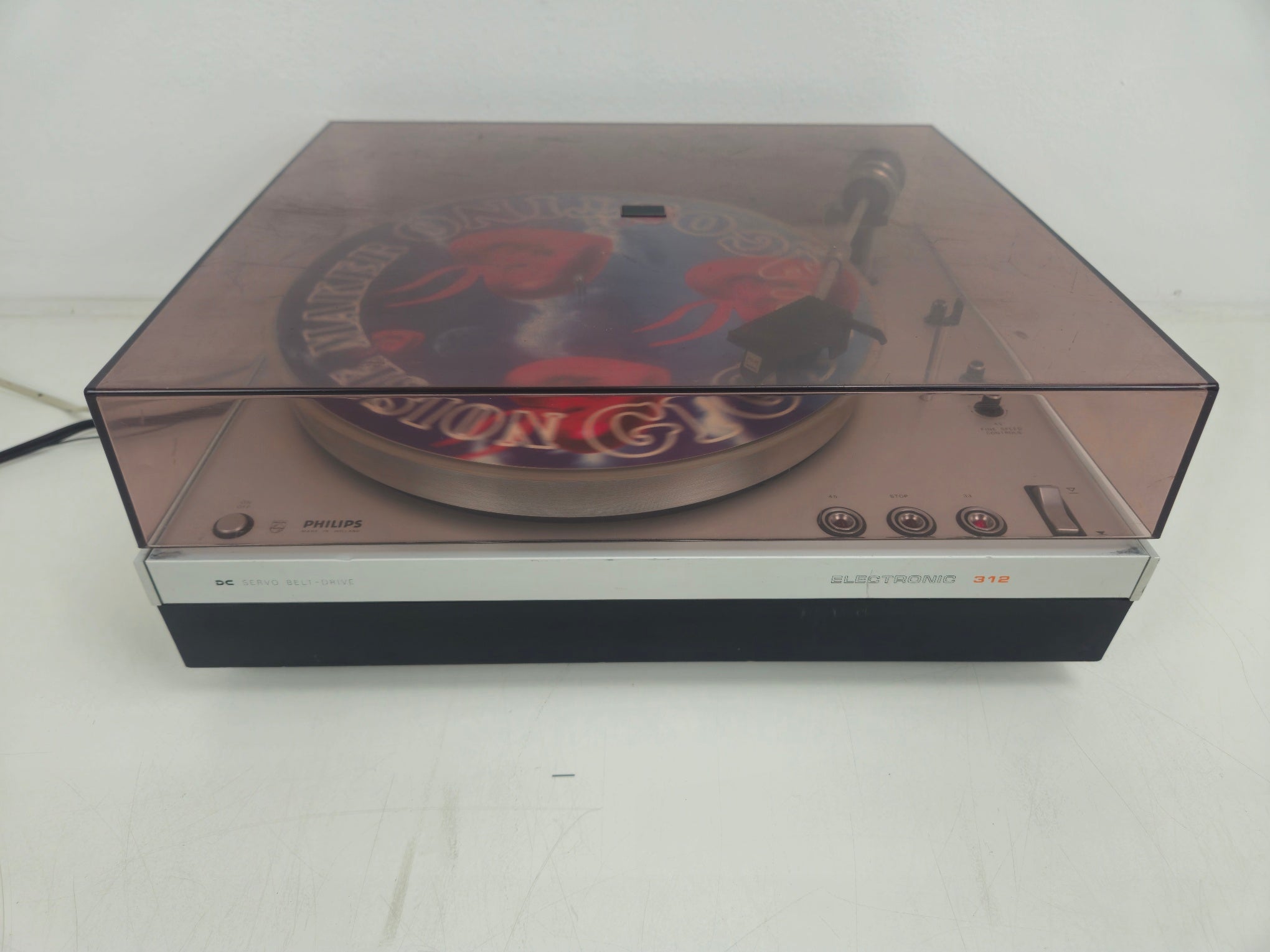 Philips - 312 Electronic - 2-Speed Belt-Drive Turntable - GP400 - New belt