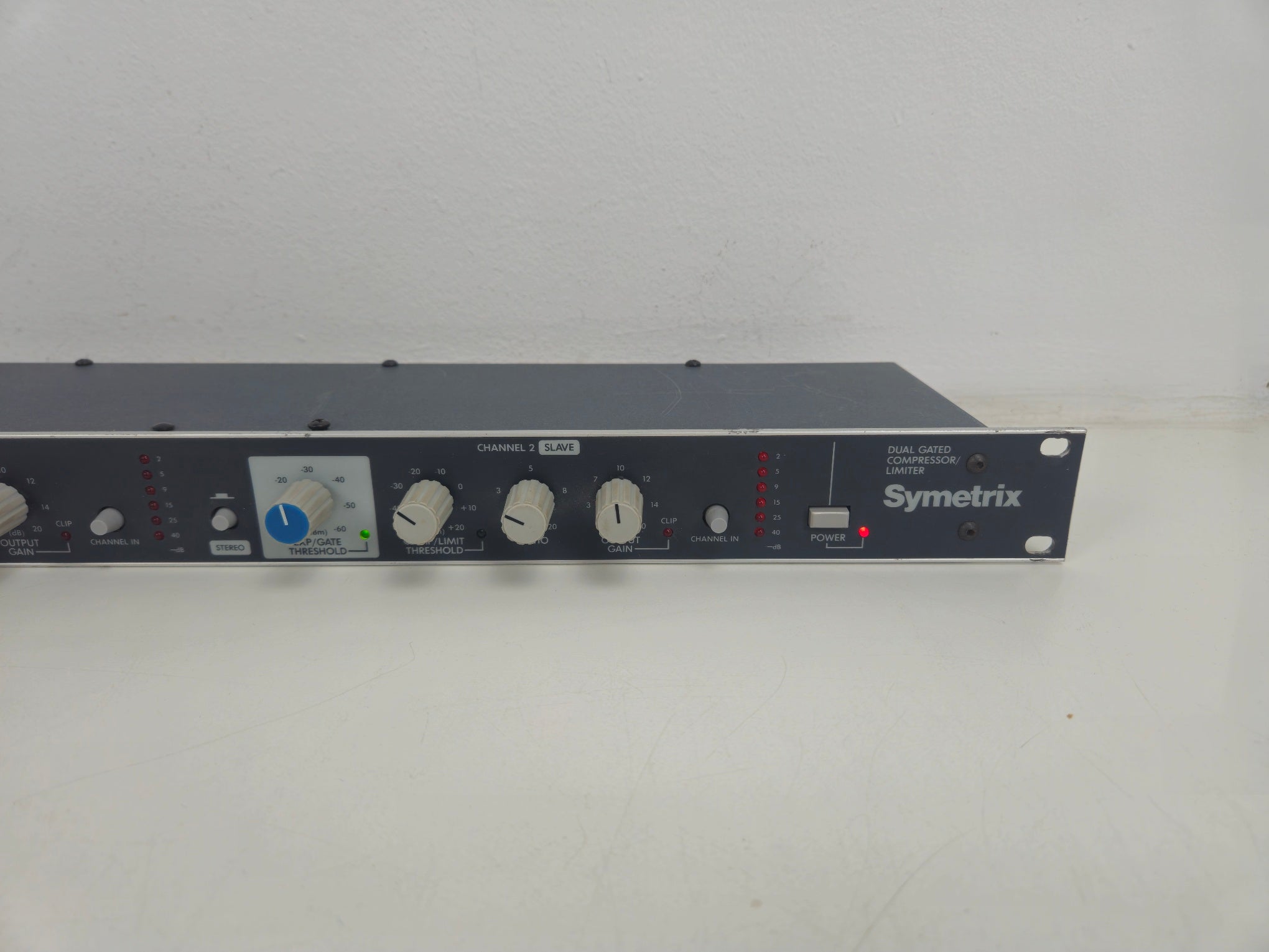 Symetrix - 525 - Dual Gated Compressor/Limiter