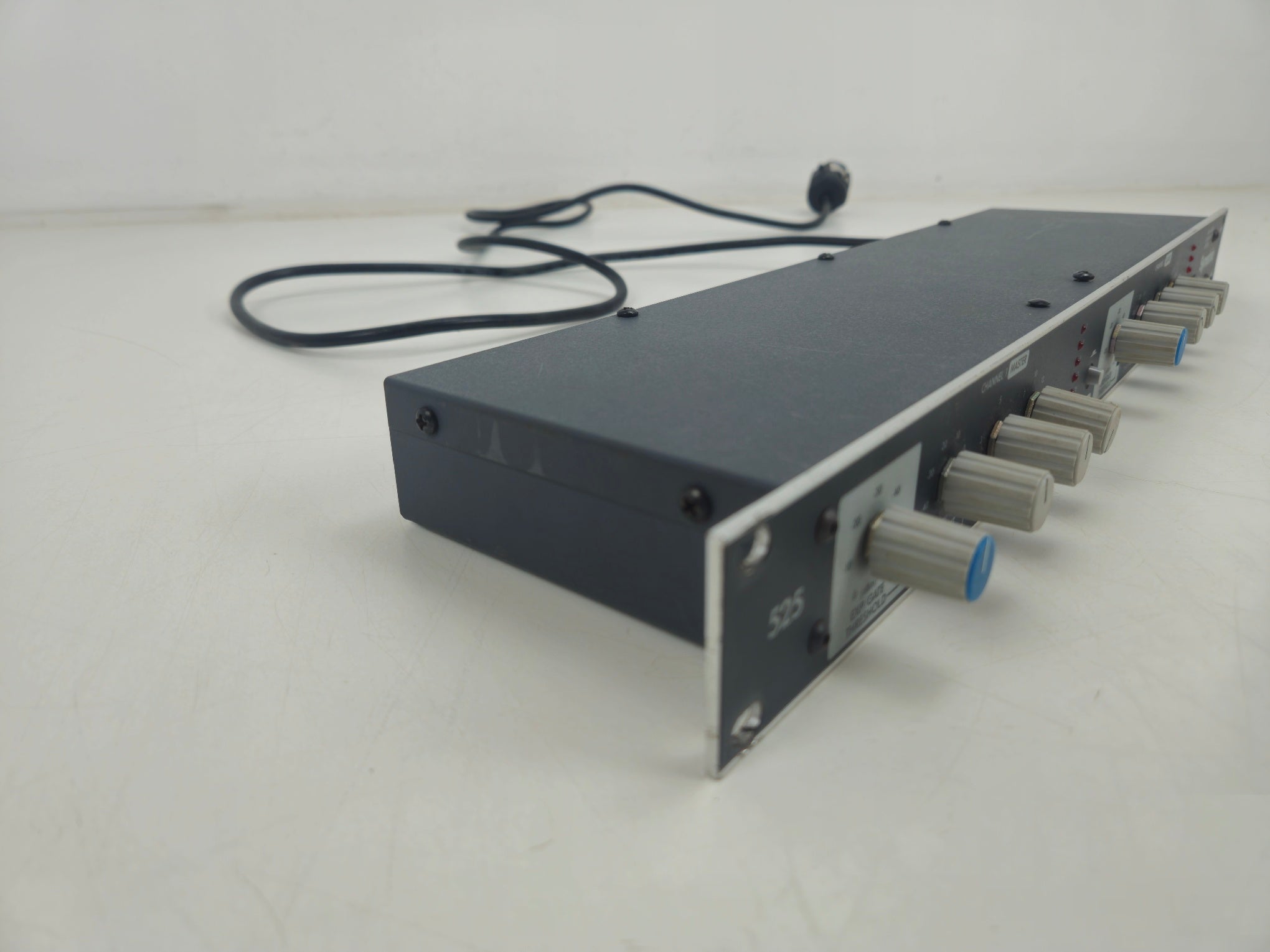 Symetrix - 525 - Dual Gated Compressor/Limiter