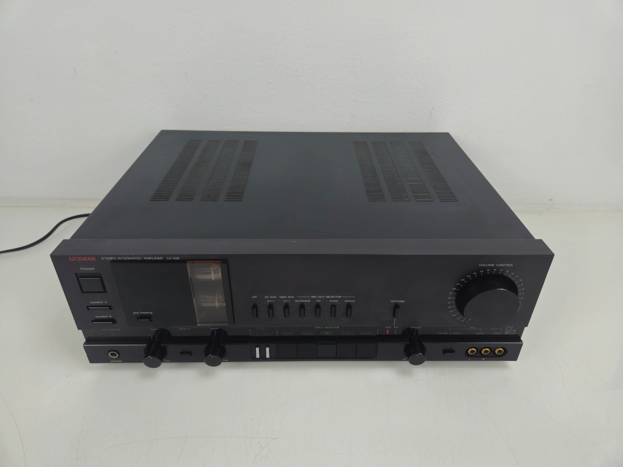 Luxman - LV-105 - Stereo Integrated (tube) Amplifier - Serviced