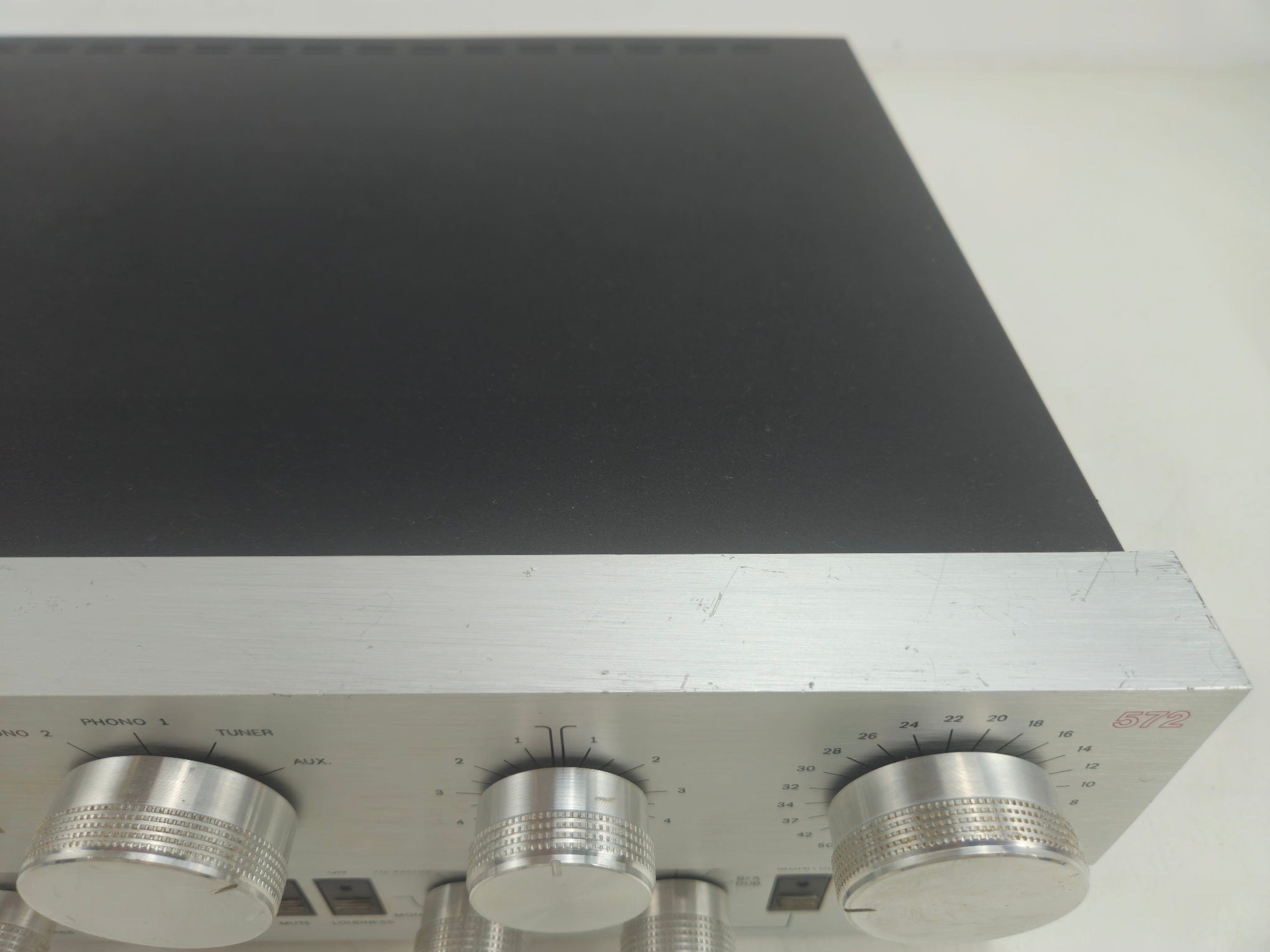 Philips - 572 - Full Function Pre-amplifier - Serviced/Recapped with Nichicons