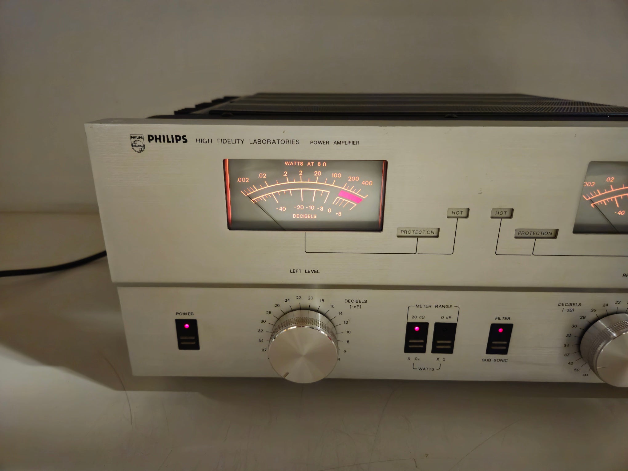 Philips - 578 - Stereo Power Amplifier - Serviced/Recapped With Nichicons