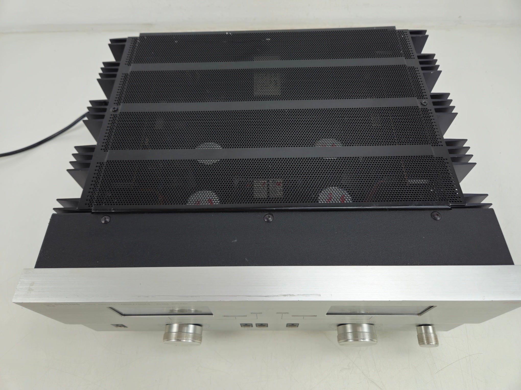 Philips - 578 - Stereo Power Amplifier - Serviced/Recapped With Nichicons