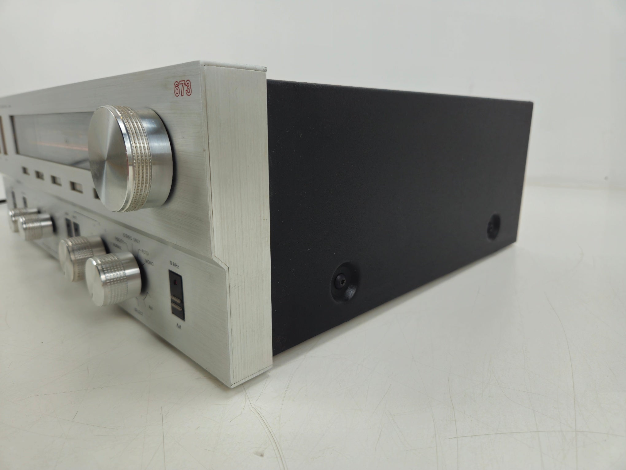 Philips -AH673 - AM/FM stereo tuner - Serviced/Recapped