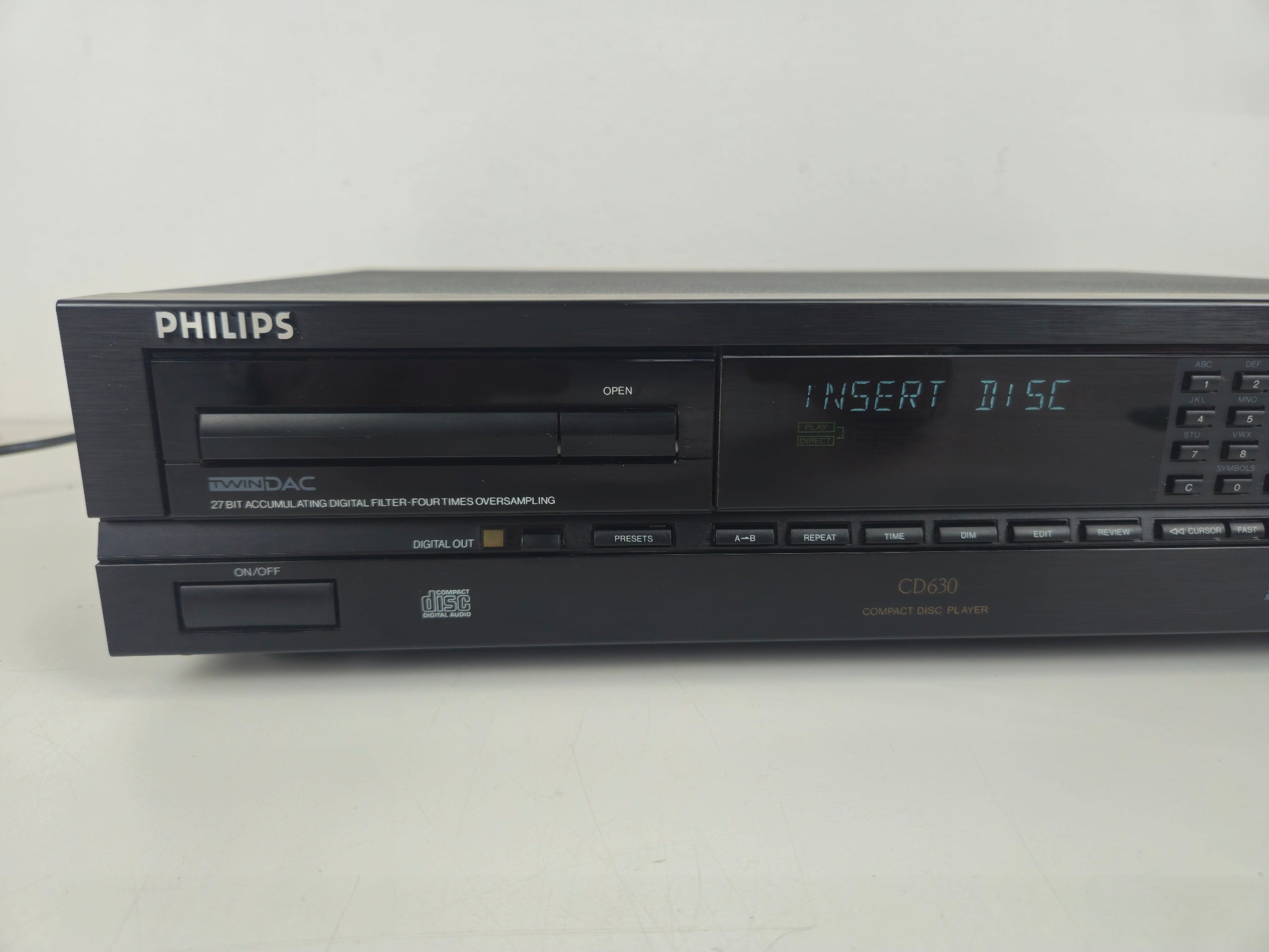Philips - CD630 - Stereo Compact Disc Player
