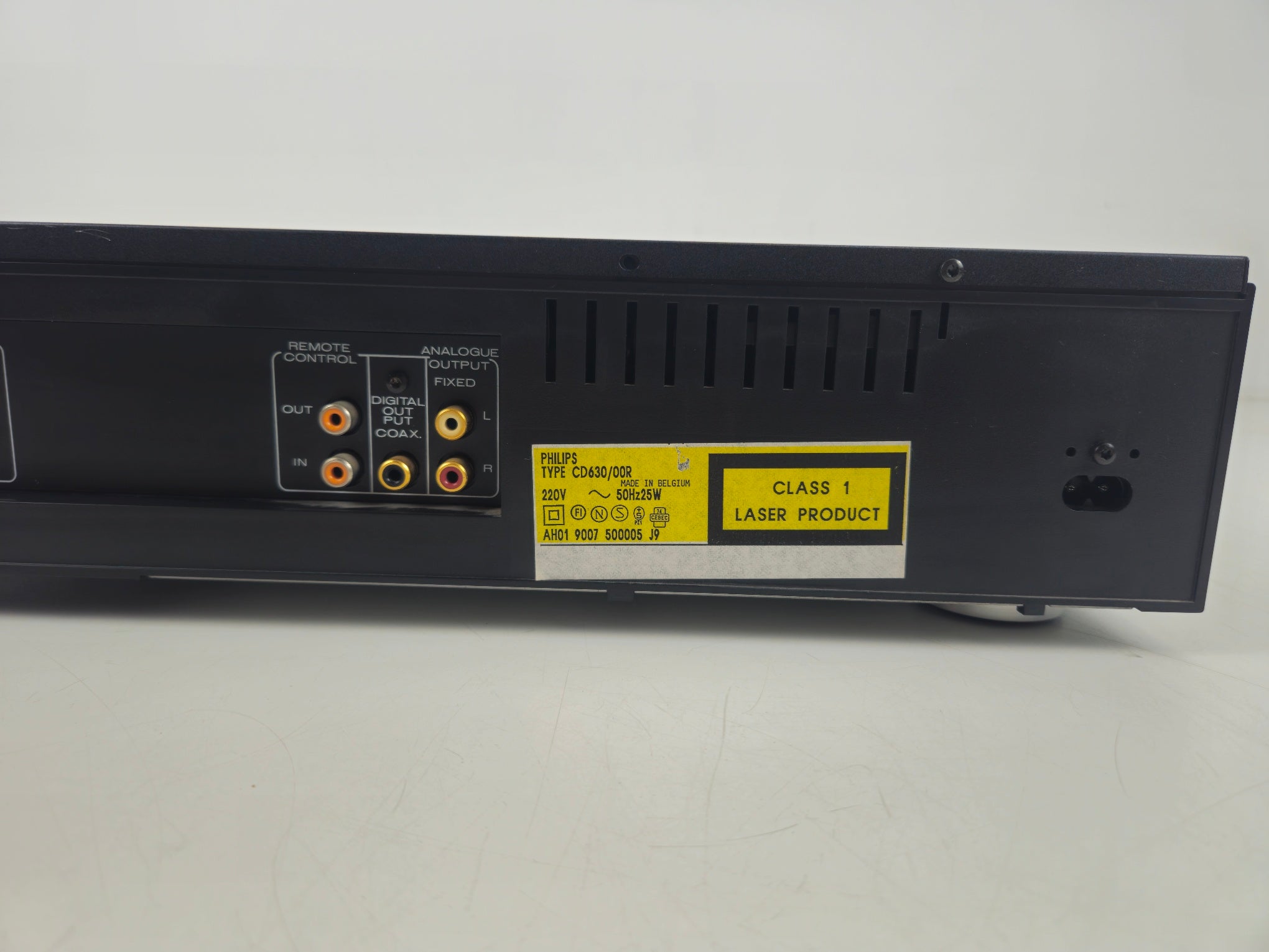 Philips - CD630 - Stereo Compact Disc Player