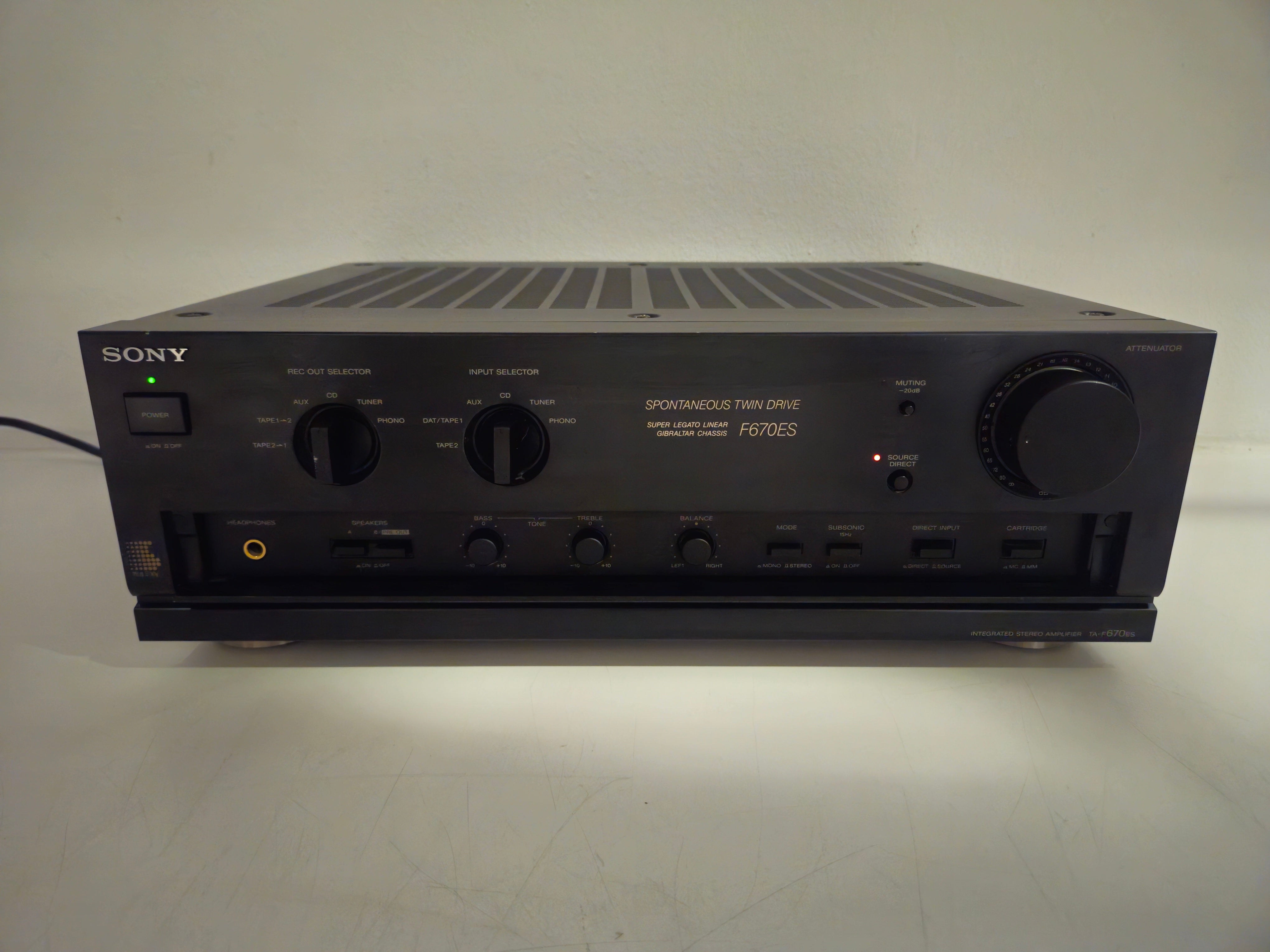 Sony - TA-F670ES - Stereo Integrated Amplifier - Serviced
