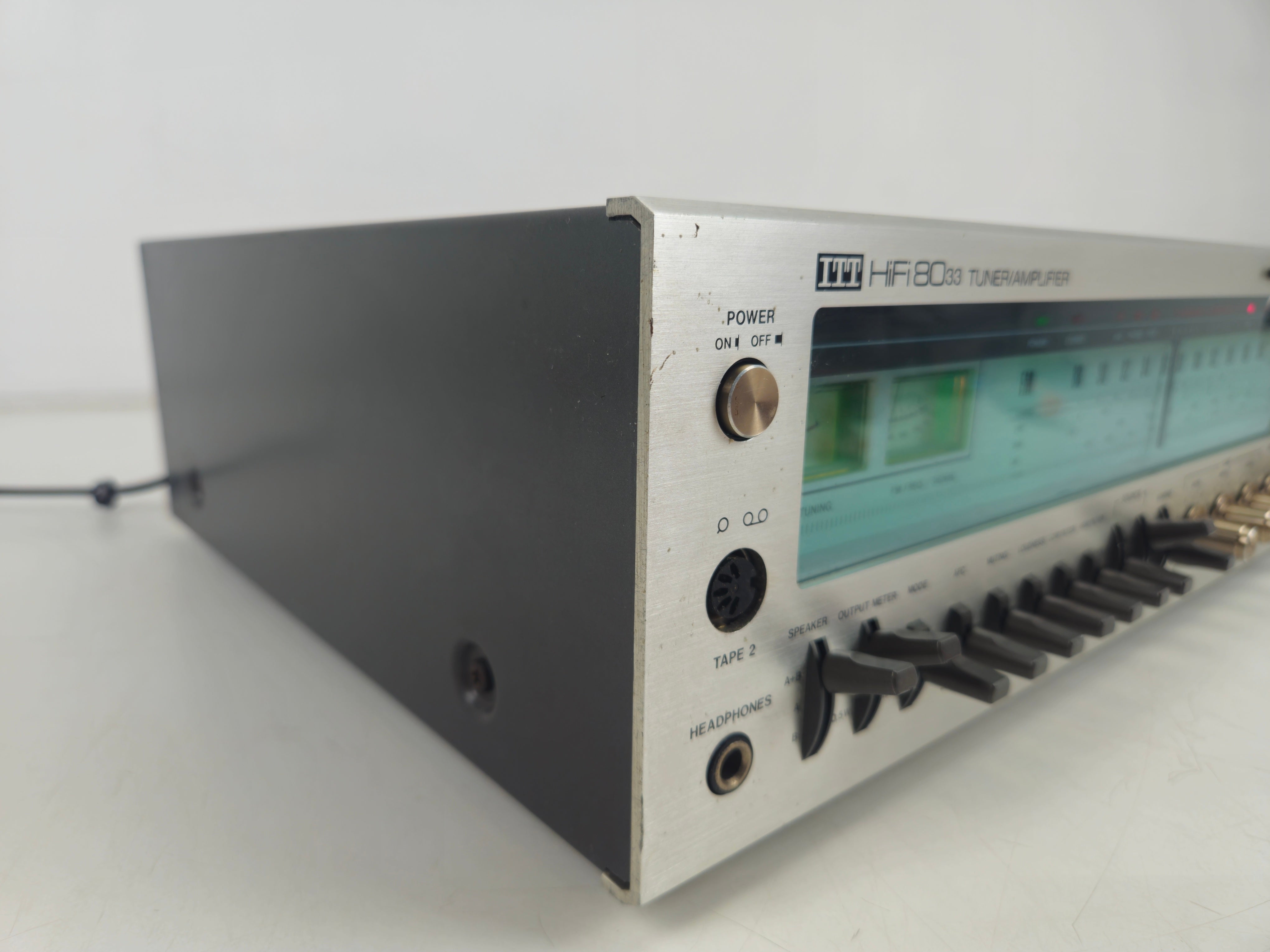 ITT - HIFI 8033 - Stereo Tuner Amplifier