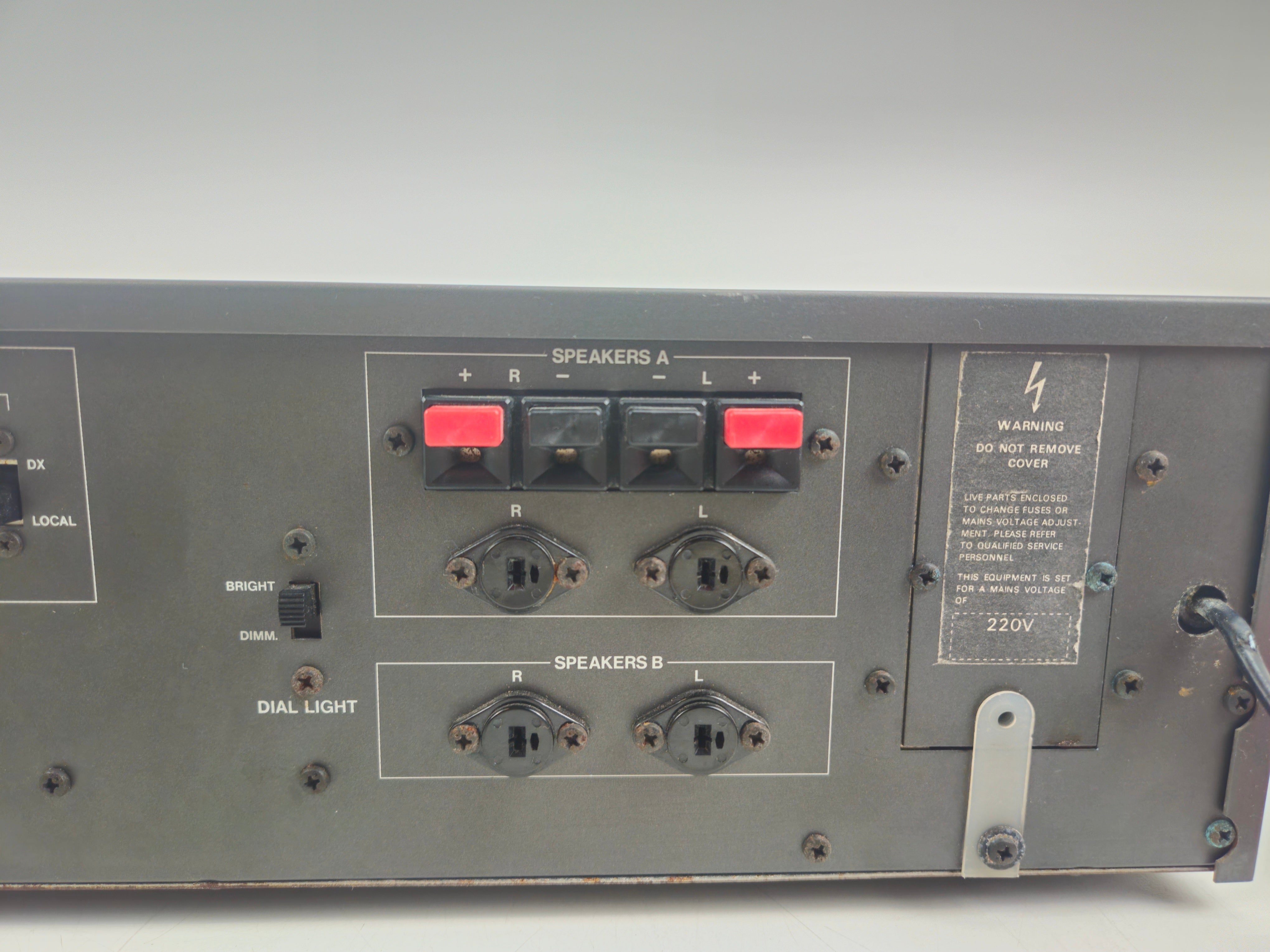 ITT - HIFI 8033 - Stereo Tuner Amplifier