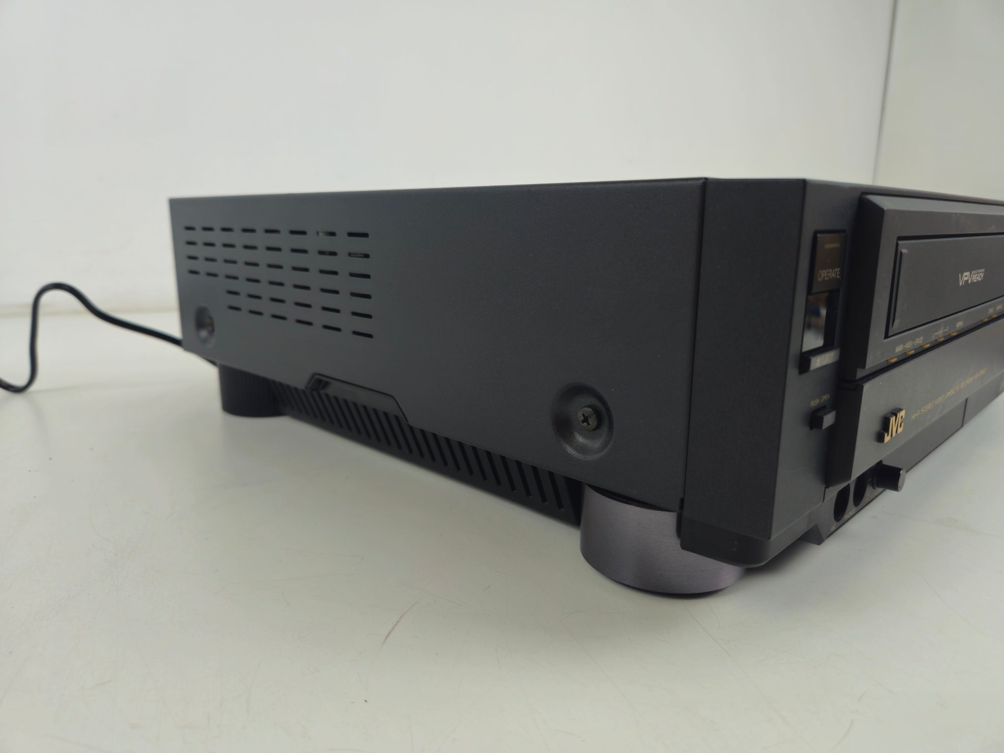 JVC - HR-D950E - Stereo Video Cassette Recorder - Recapped