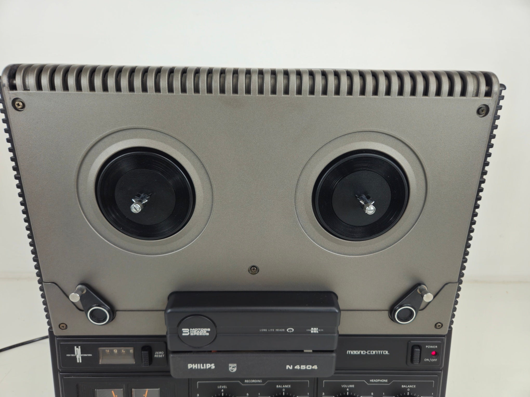 Philips - N4504 - Stereo Tape Deck - New belts - Dust cover