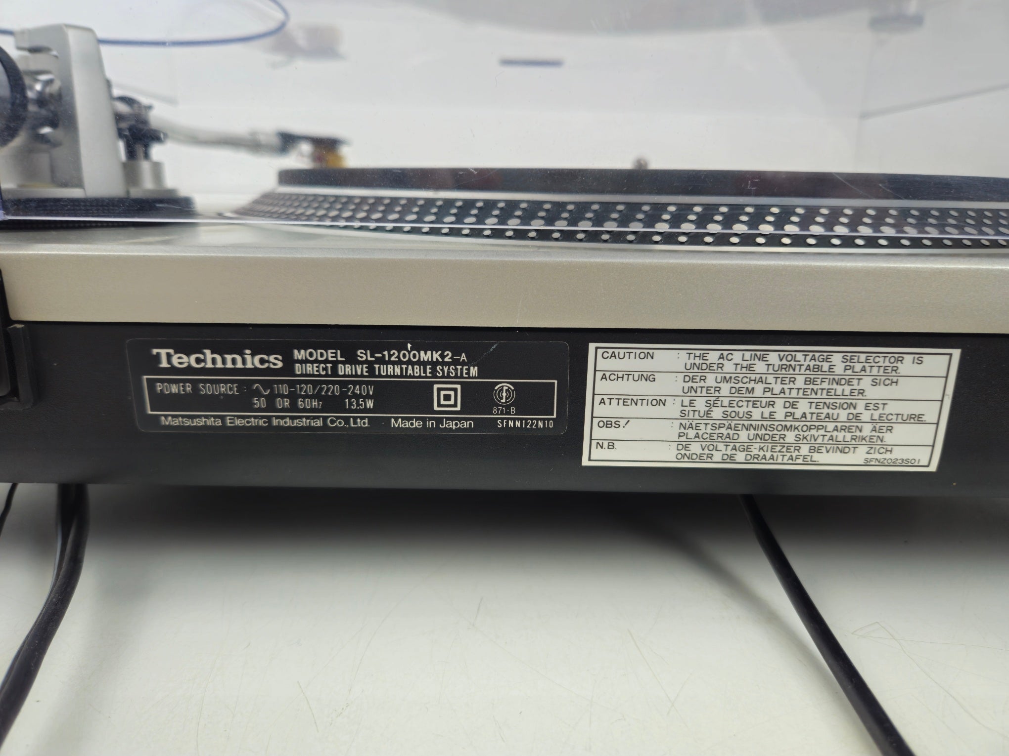 Technics - SL-1200MK2 - Direct-Drive Turntable