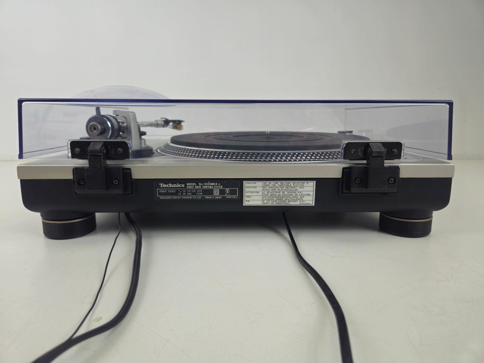 Technics - SL-1200MK2 - Direct-Drive Turntable