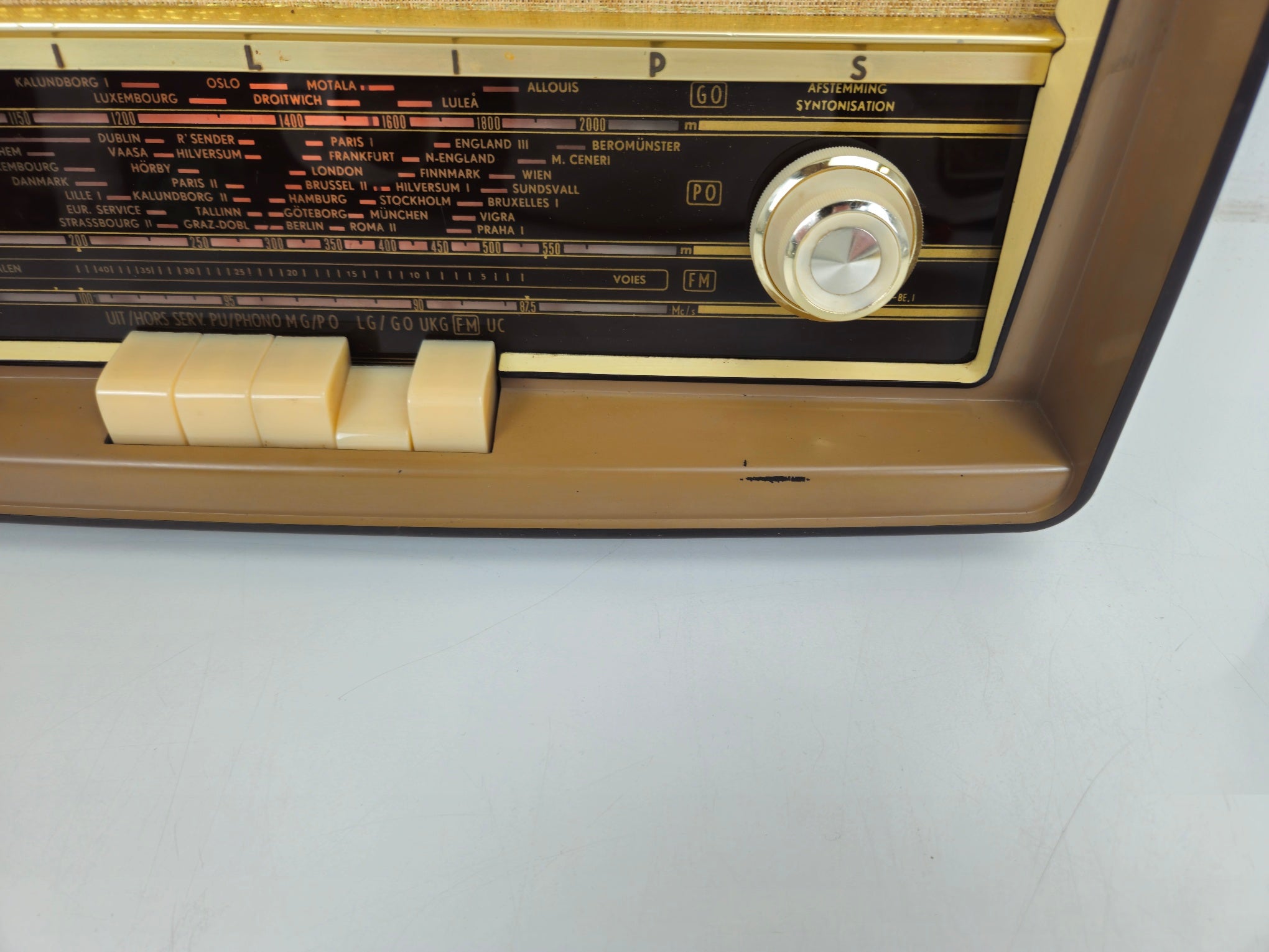 Philips - B3X63A - Tube Radio - Serviced (New Tubes)