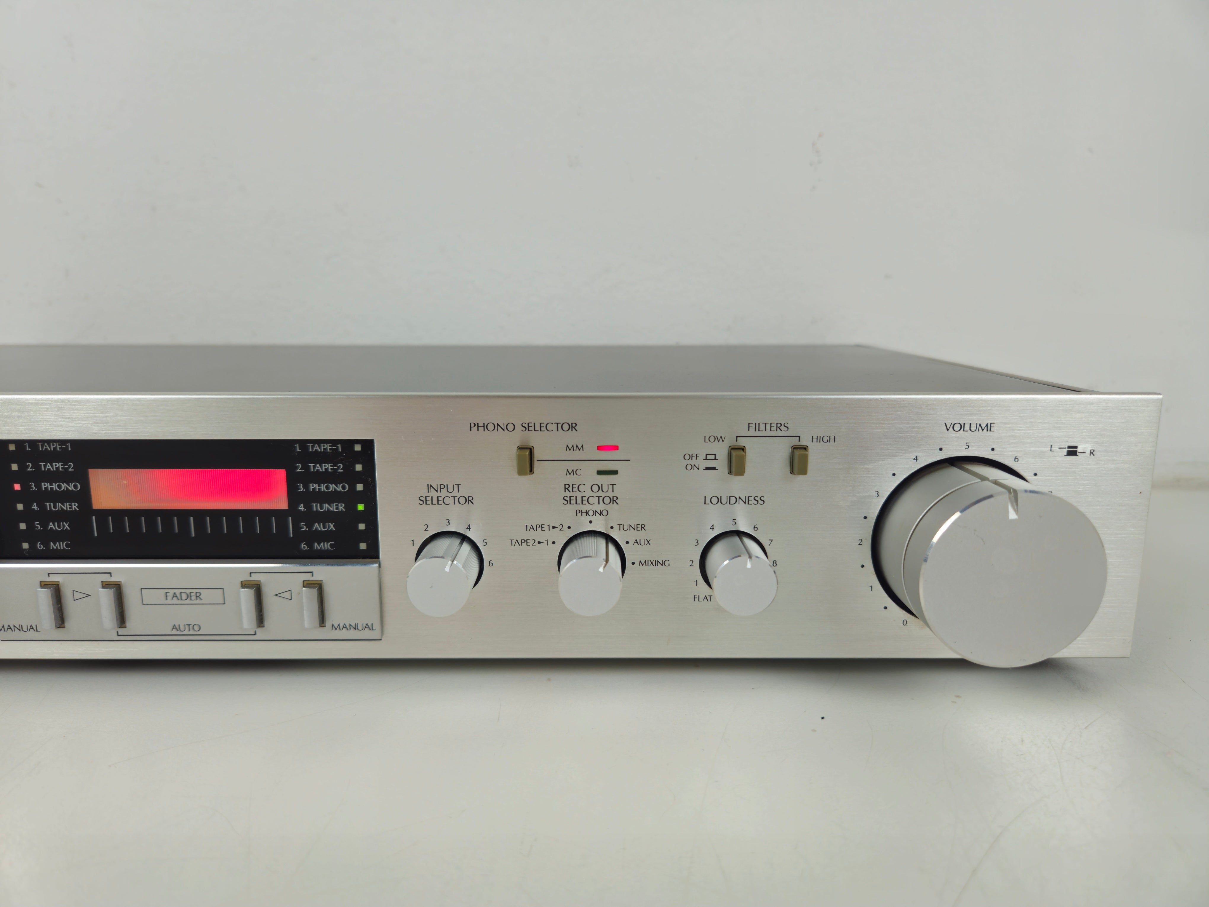 Sansui - C-77 - Stereo Pre Amplifier - Mint condition