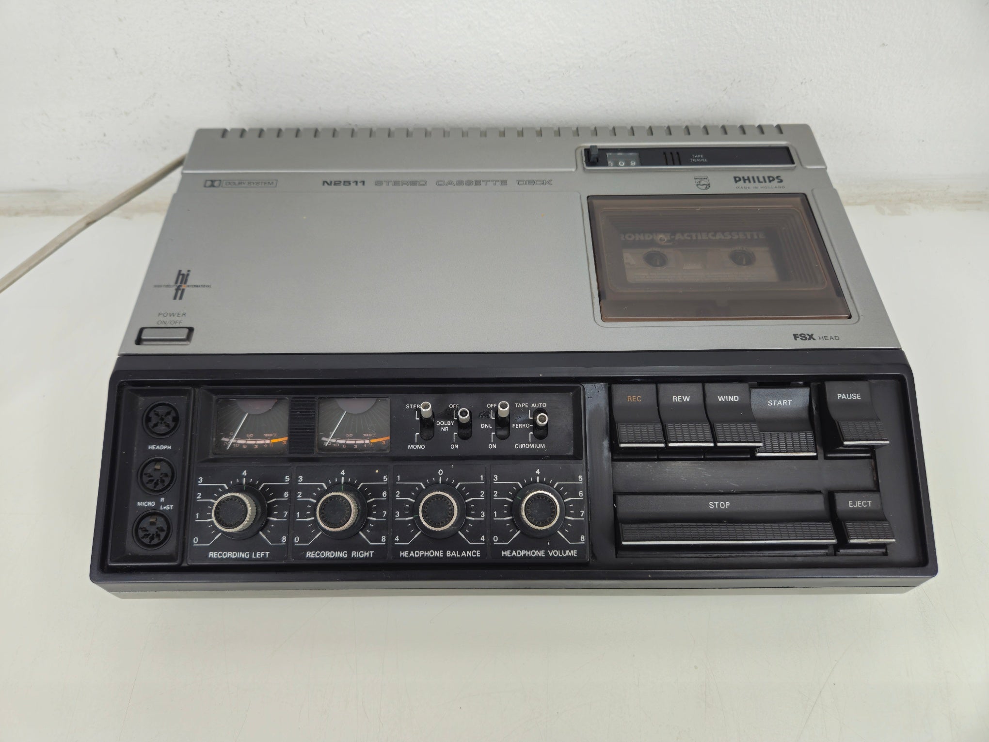 Philips - N2511 - Stereo Cassette Deck - New Belts