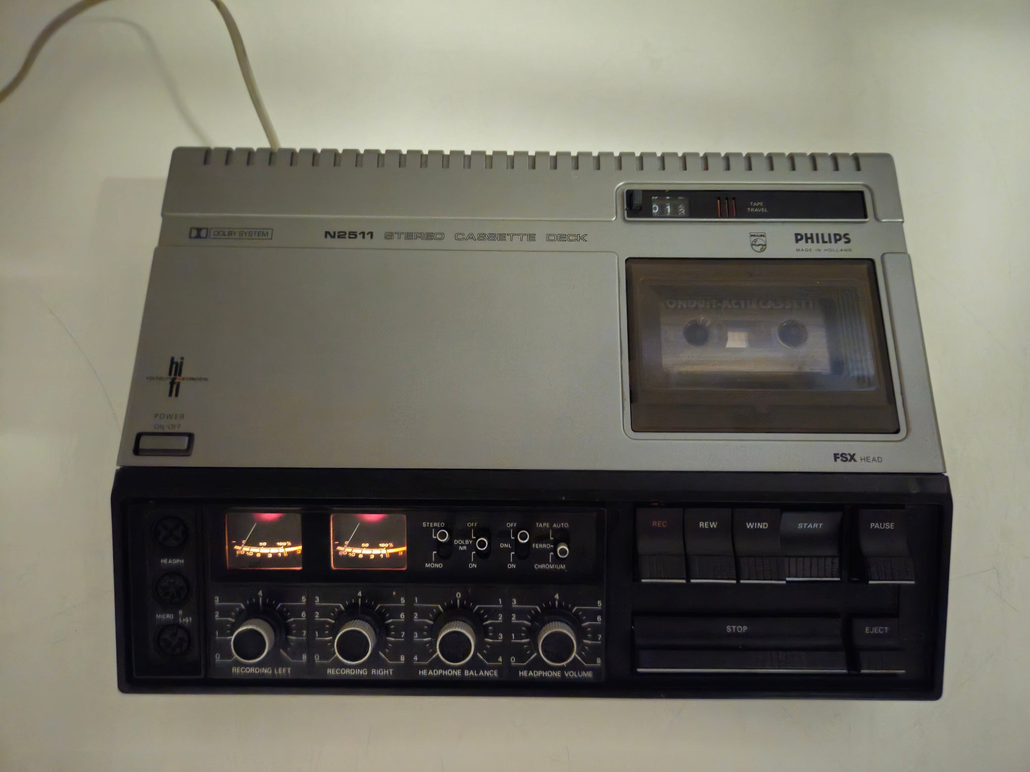 Philips - N2511 - Stereo Cassette Deck - New Belts