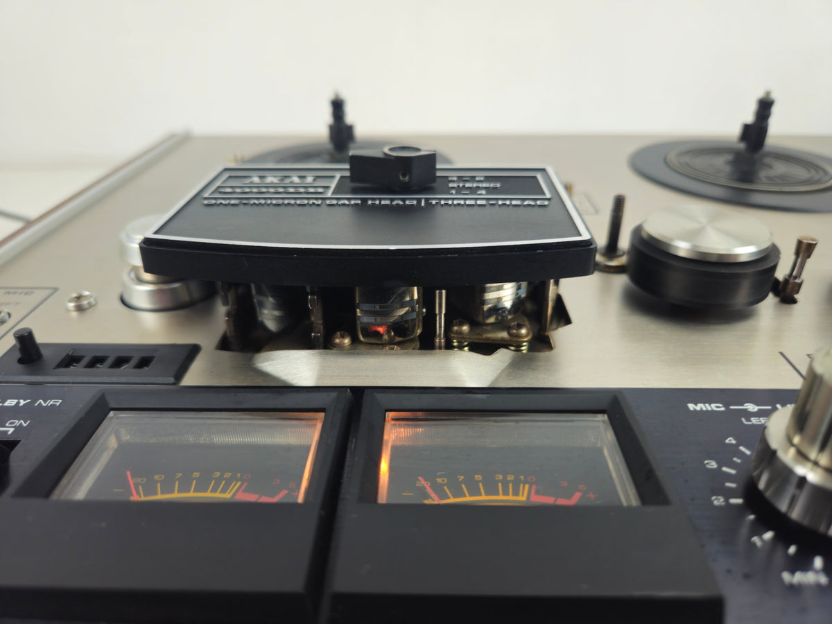 Akai - 4000 DS - Stereo Reel to Reel Tape Recorder - Dustcover