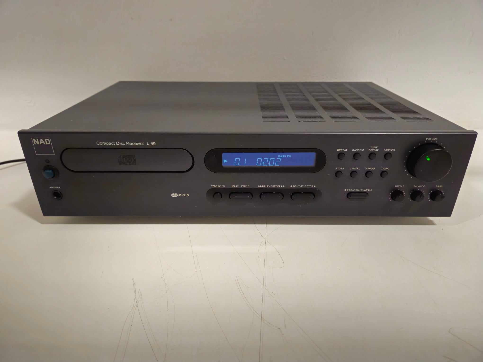 NAD - L40 - Compact Disc Receiver - With remote and Manual