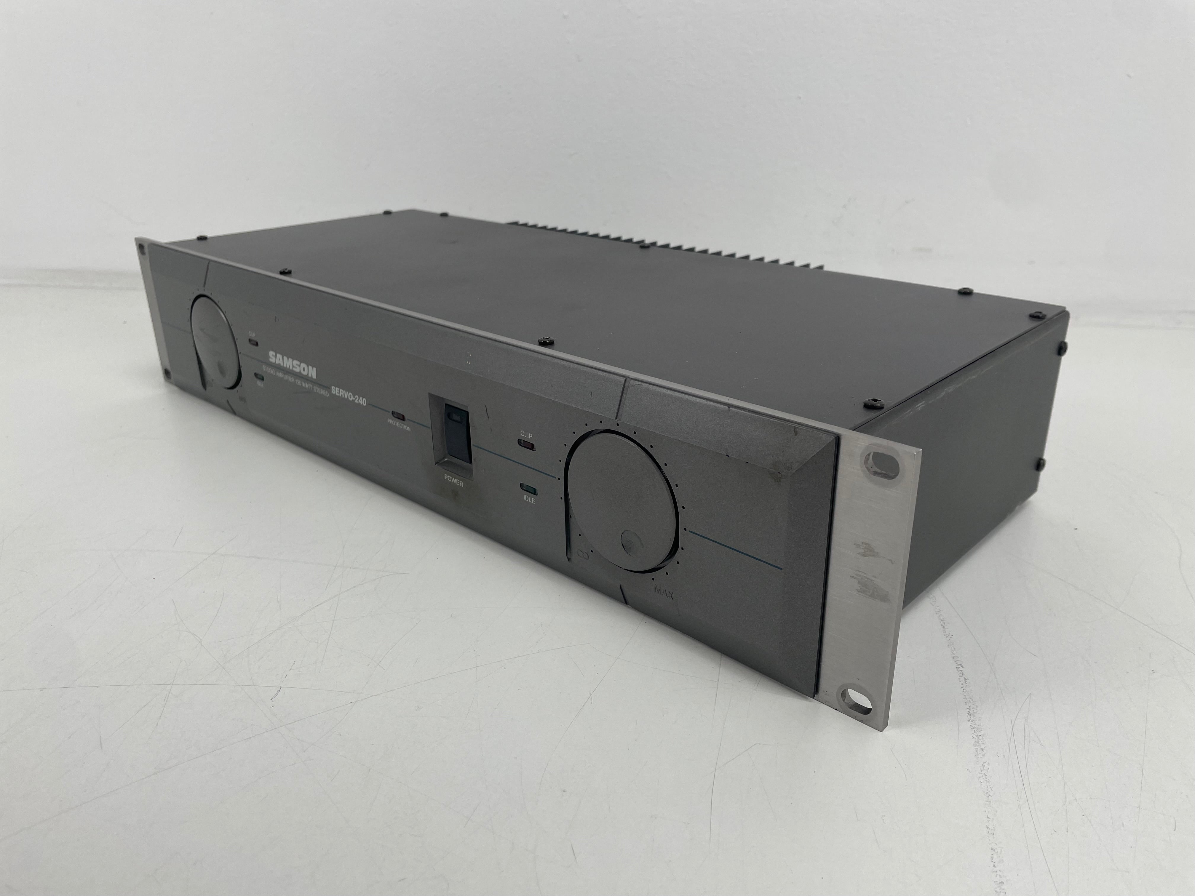 Samson - Servo 240 Studioversterker - 120 W