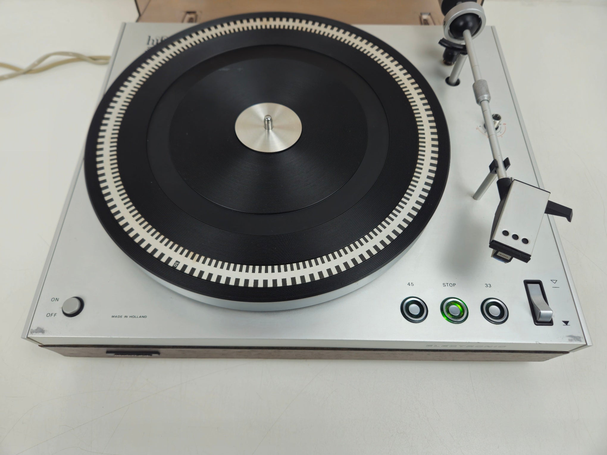 Aristona (Philips) - AR8540 - Betl Drive Vintage Turntable - GP400 - New Belt