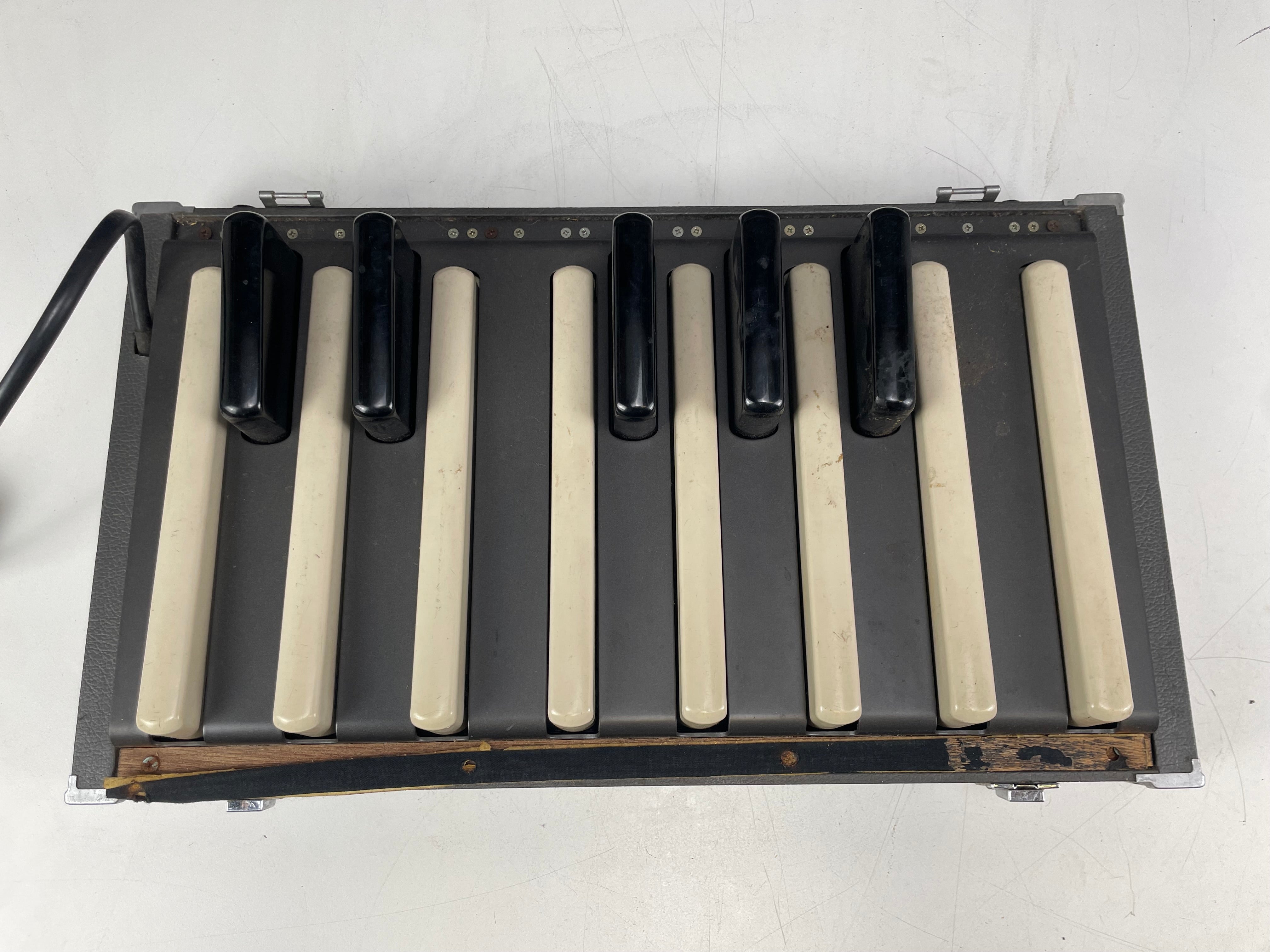 Yamaha - YC25D - Electone - Synth + BP-1 - Bass Pedal (Pedal Not Working)