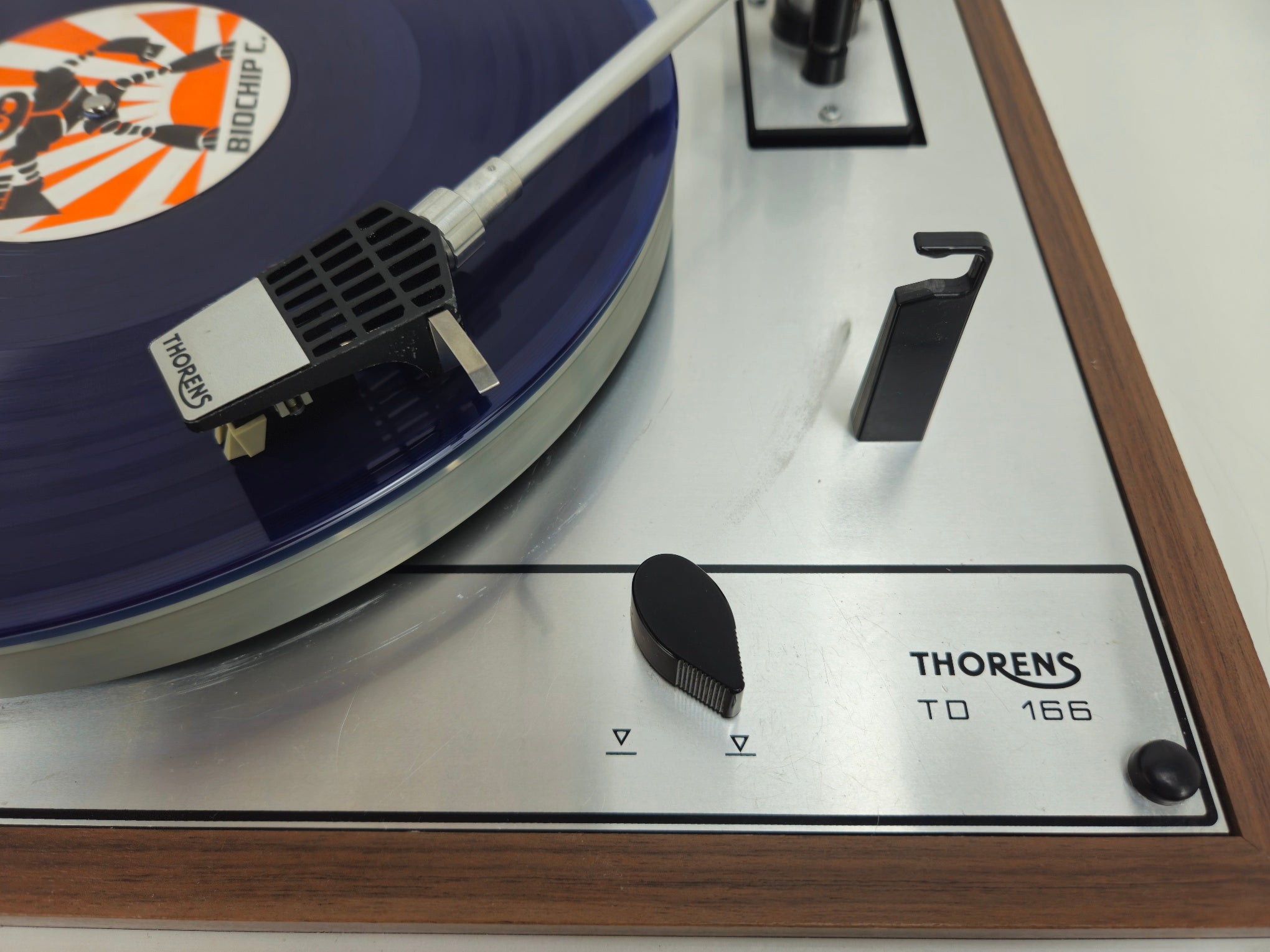 Thorens - TD 166 - 2-Speed Belt-Drive Suspended Chassis Turntable - New Belt