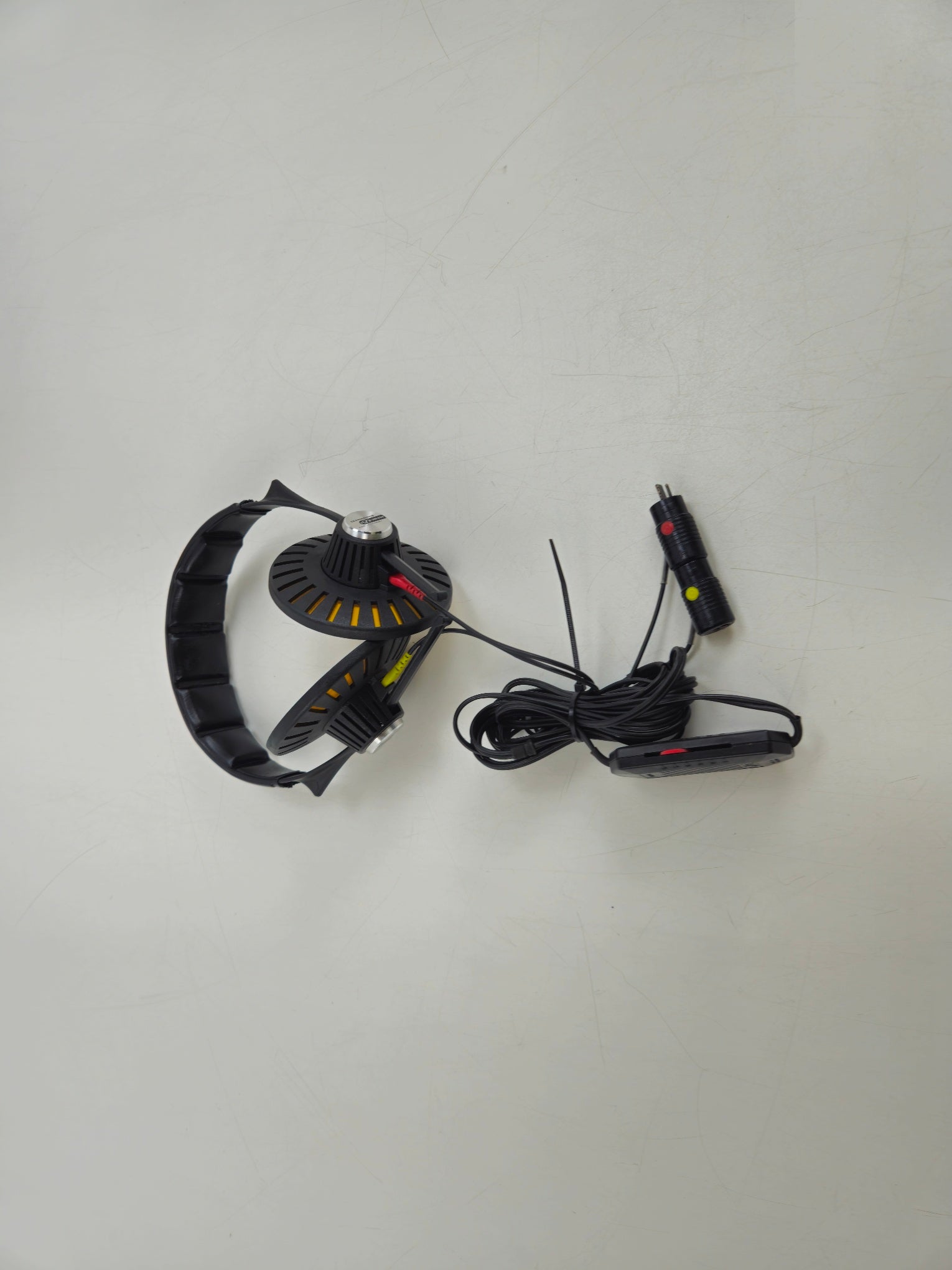 Sennheiser - HD 424 - Stereo Headphones