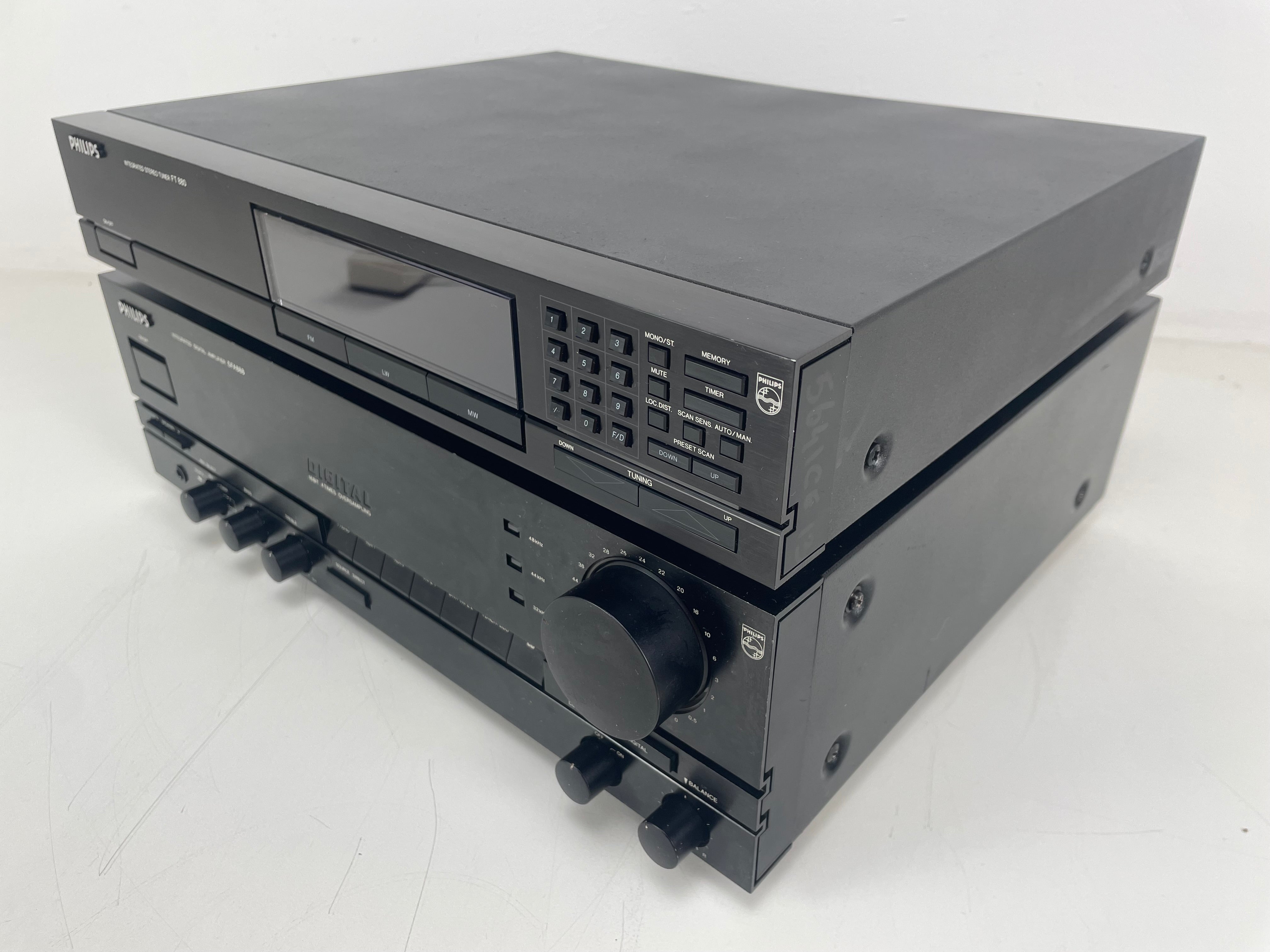 Philips - FT880 / DFA88 - Versterker + Tuner Set