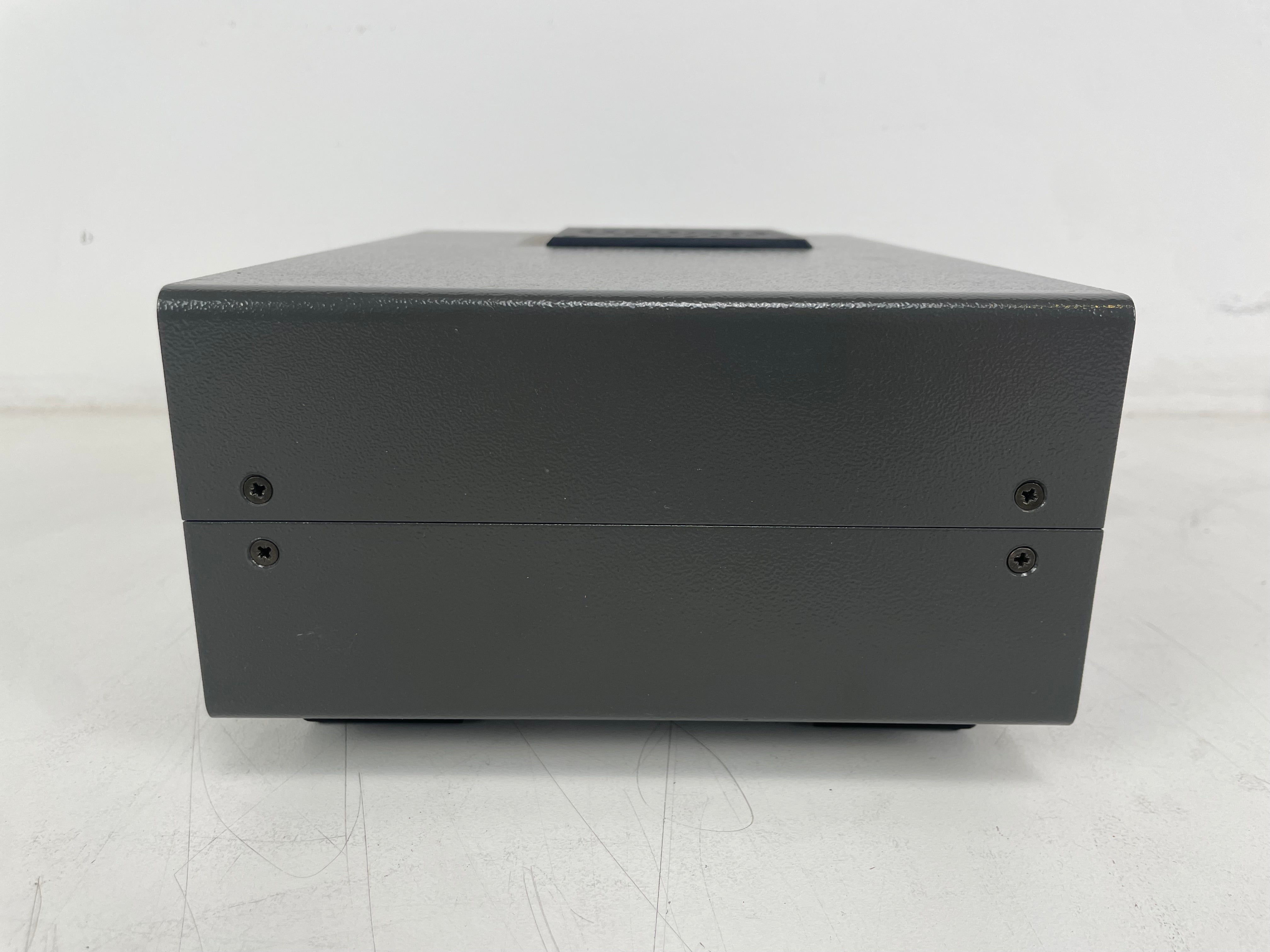 Lowe - HF-225 - HF receiver - 0.03-30 MHz - Inc. Case-bag - As Is