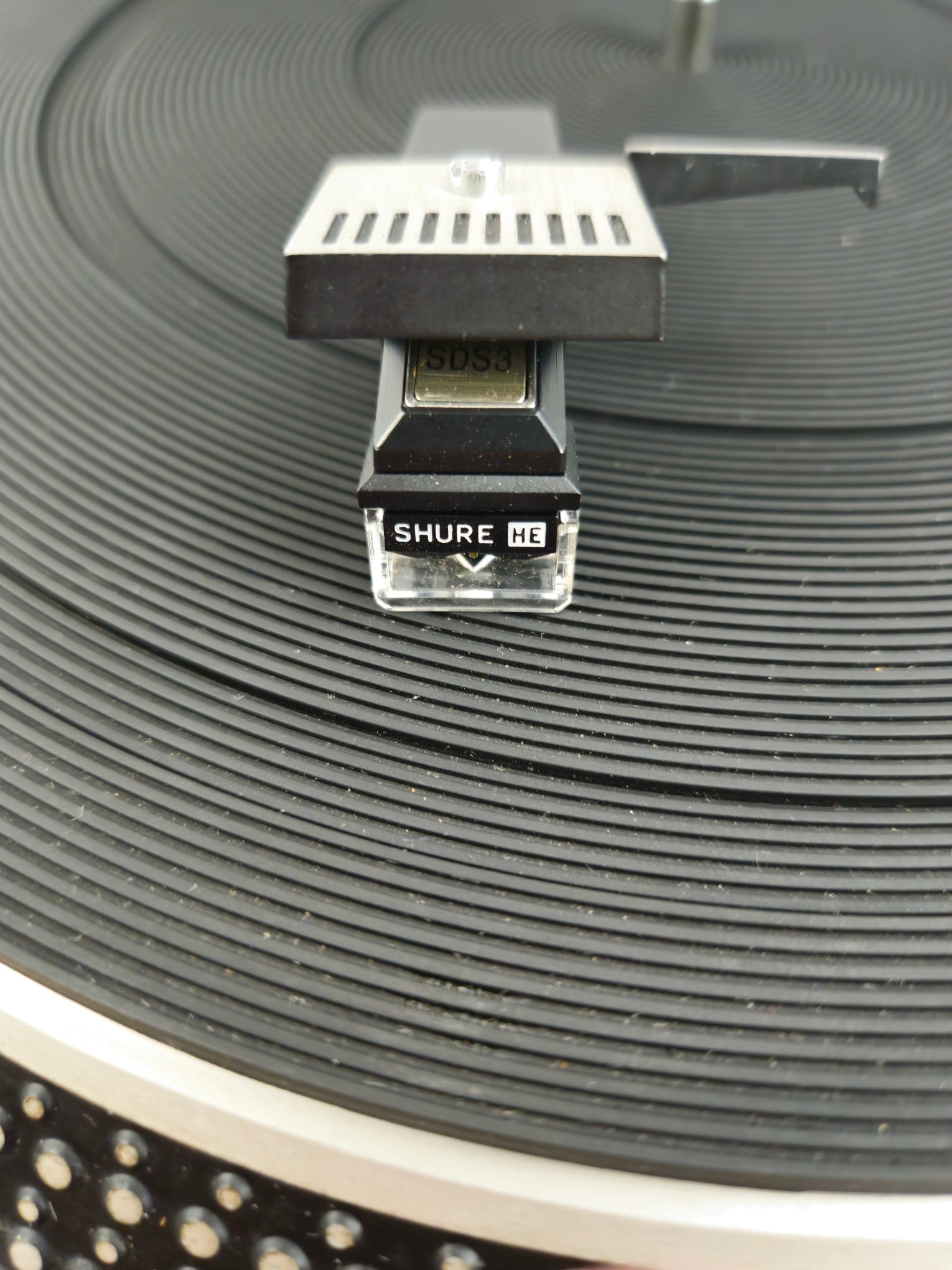 Technics - SL1200 MK1 - Direct-Drive Turntable - Dustcover - Shure SDS3 Cartridge