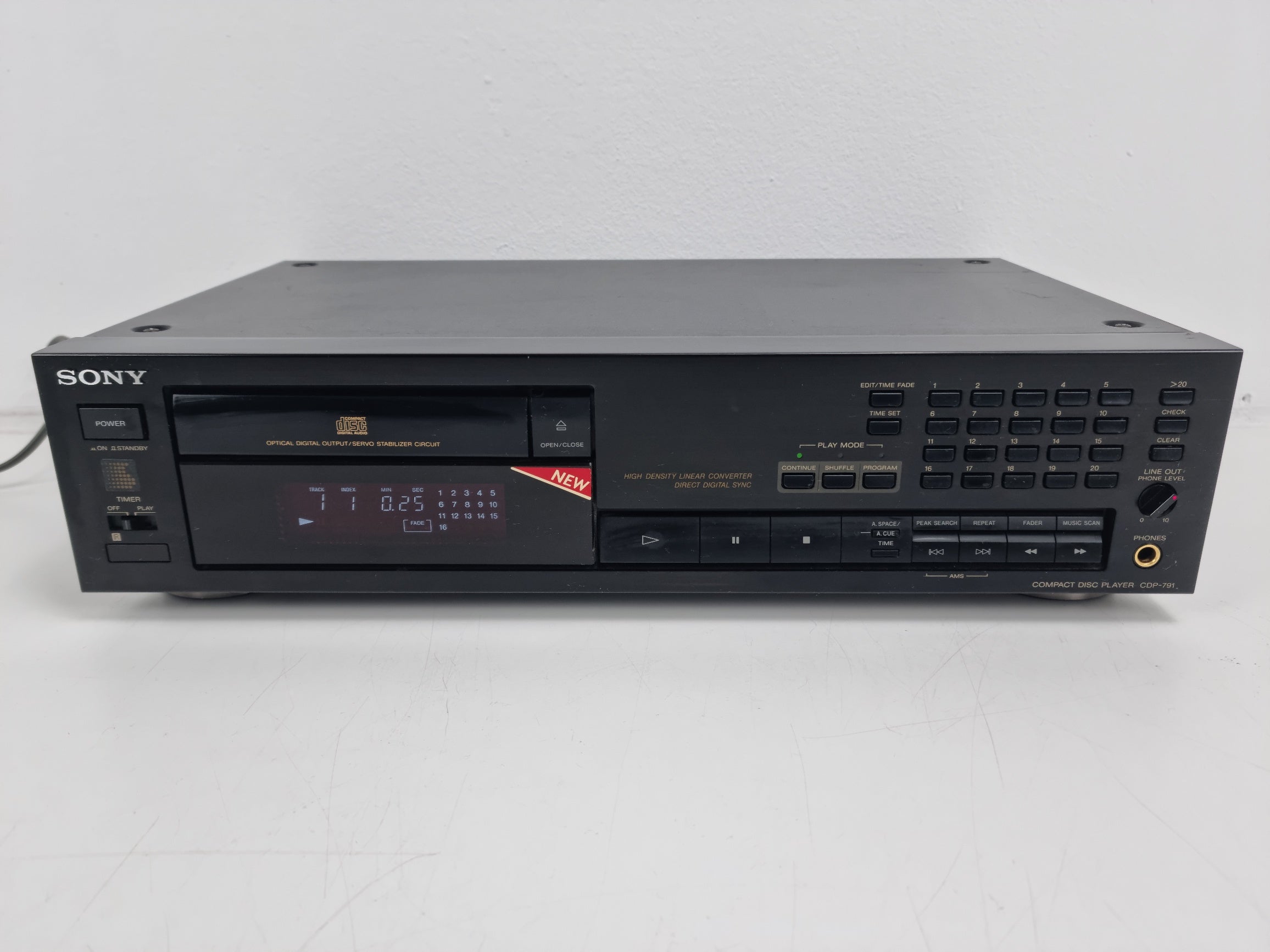 Sony - CDP 791 - Stereo Compact Disc Player - In beautiful condition