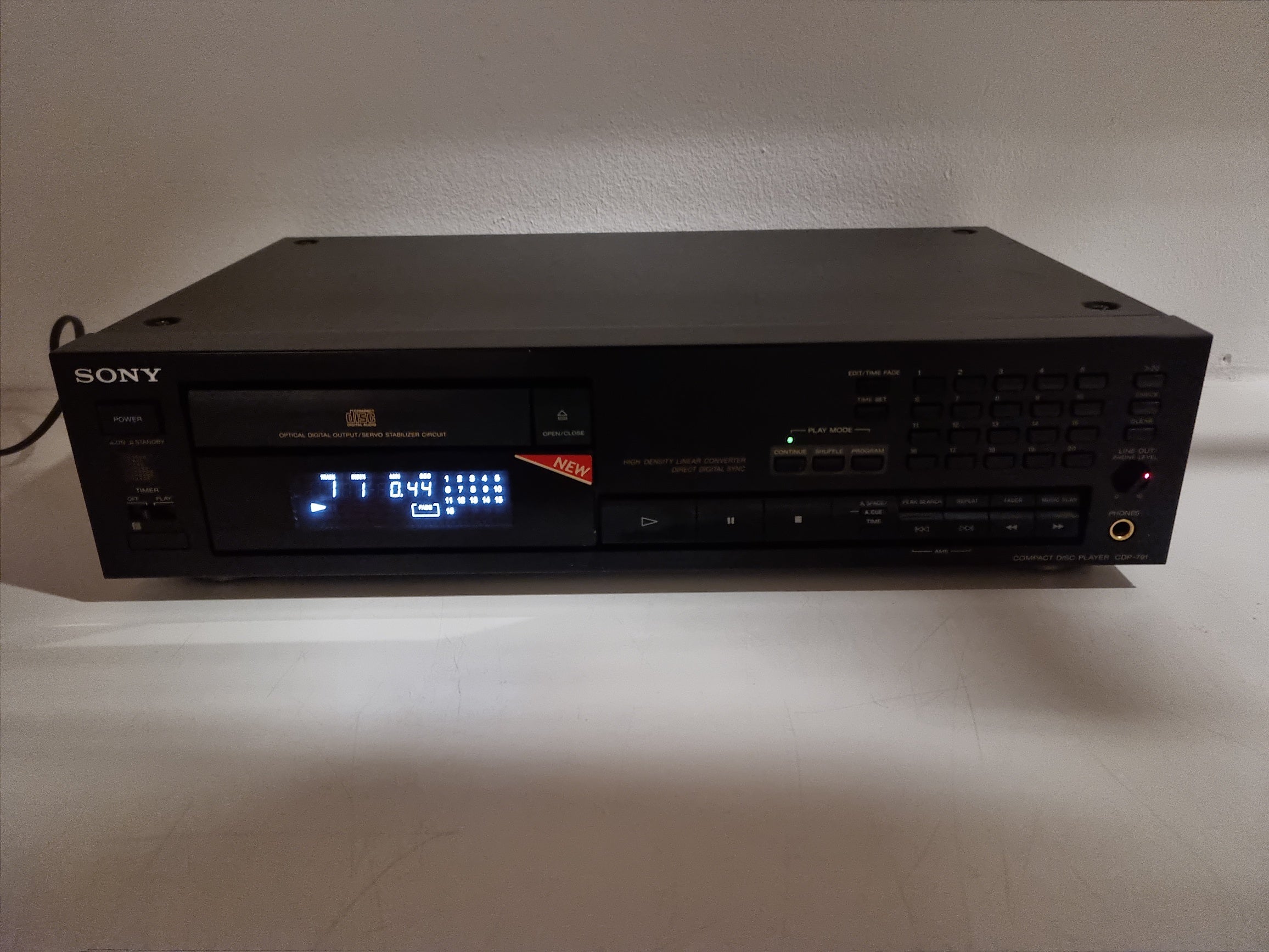 Sony - CDP 791 - Stereo Compact Disc Player - In beautiful condition