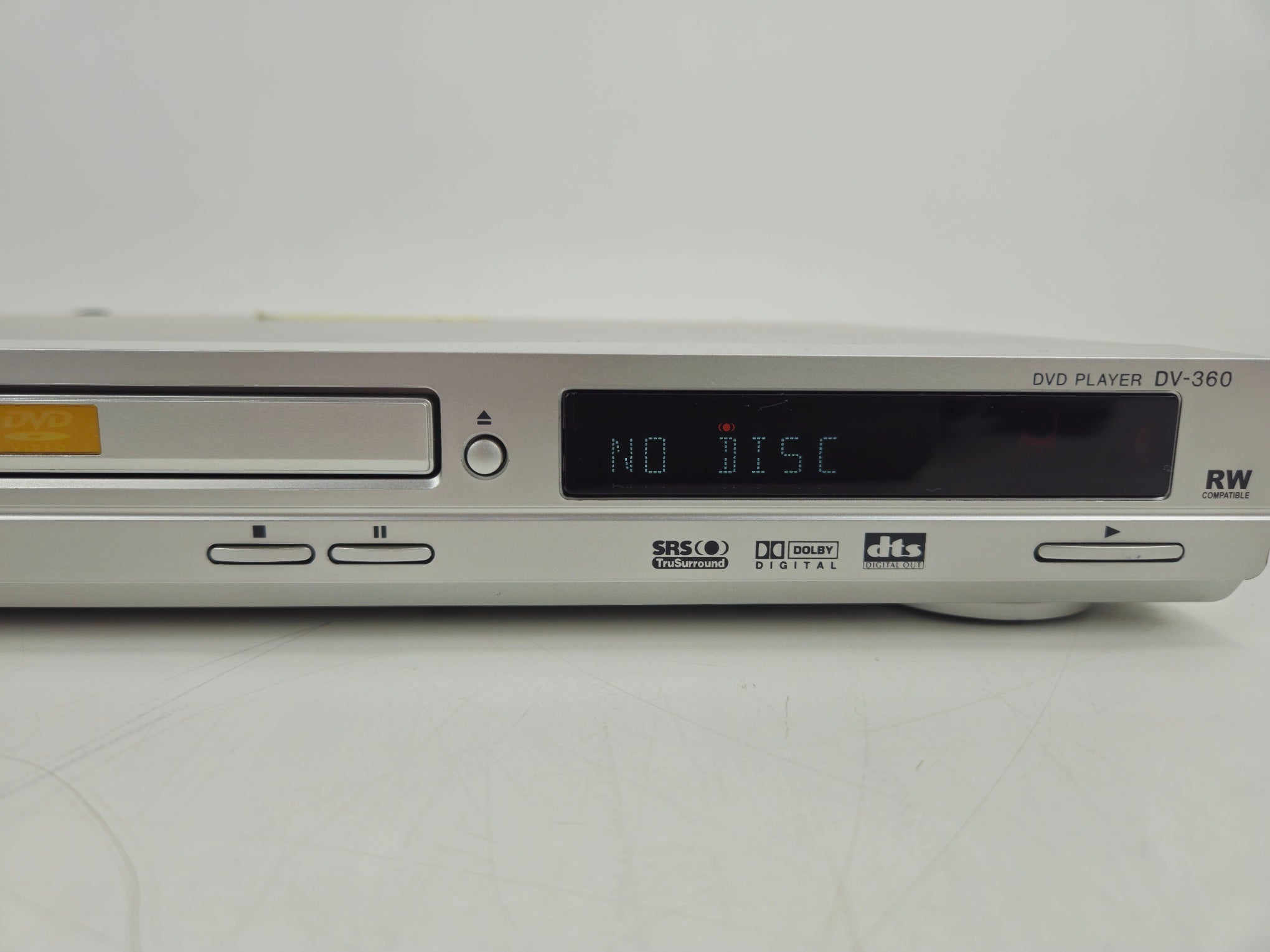 Pioneer - DV-360 - DVD Player - With Remote