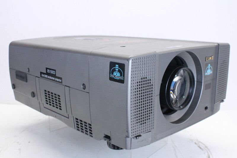 Eiki Projector CL-X71 With Case and Accessories no. 1