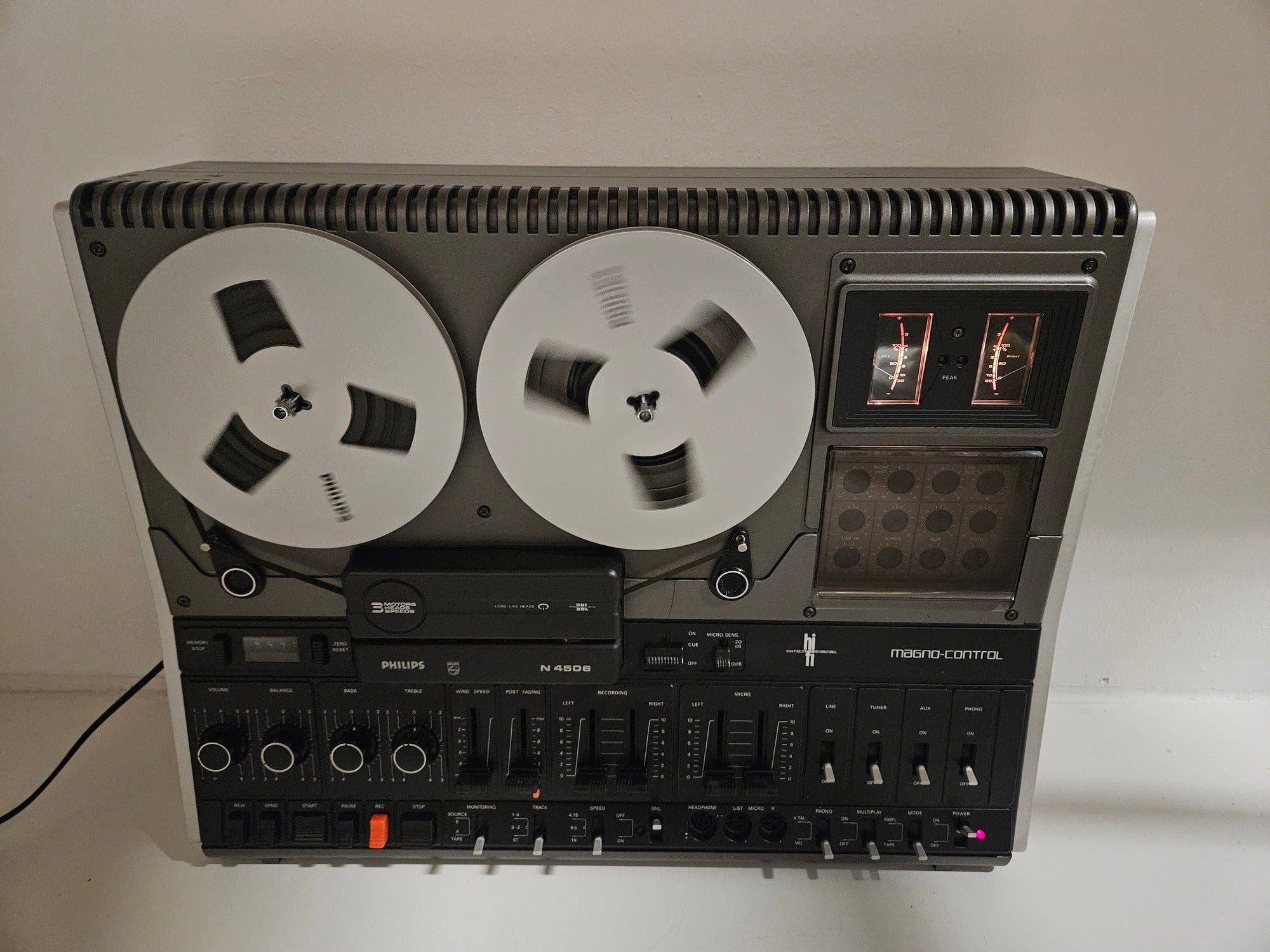 Philips - N4506 - Stereo cassettedeck - Stofkap (nr. 2)