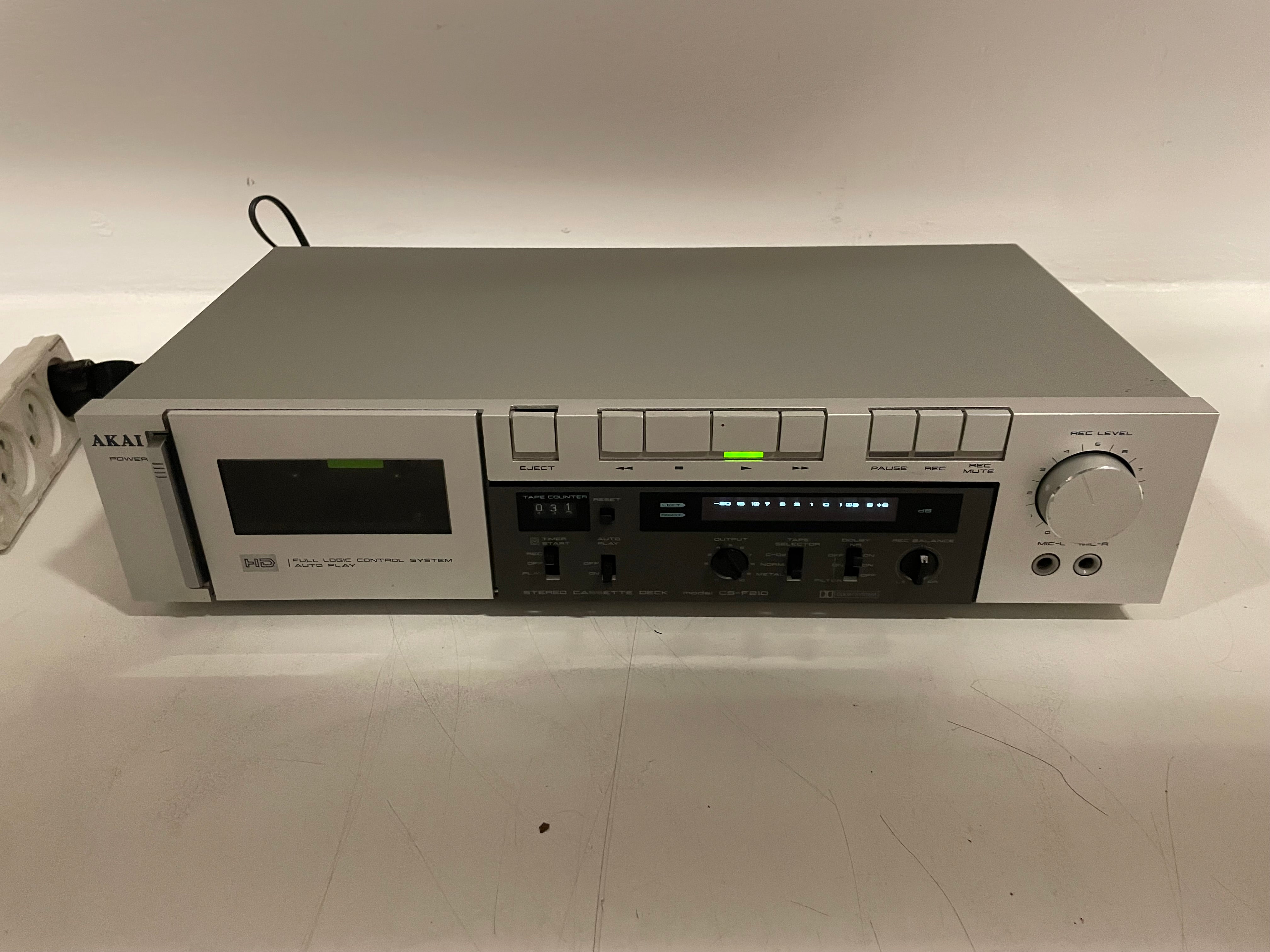 Akai - CS-F210 - Stereo Cassette Deck - 2-Head - Auto Play