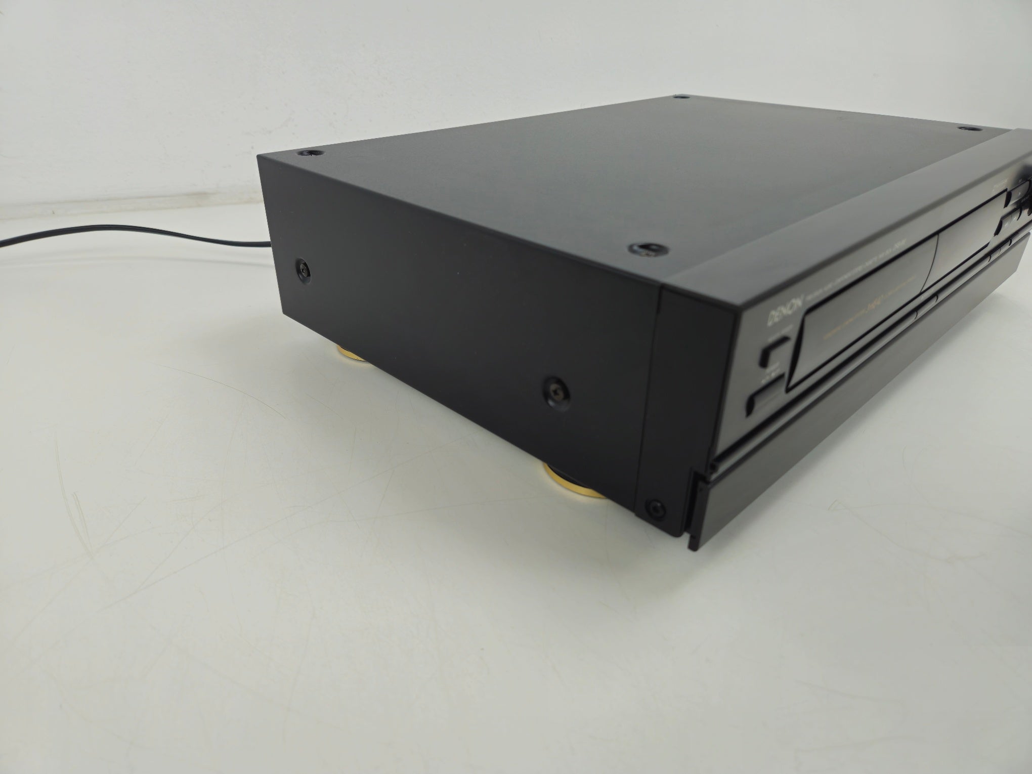 Denon - DRS-810 - Stereo 3 Head Cassette Deck - Horizontal Loading