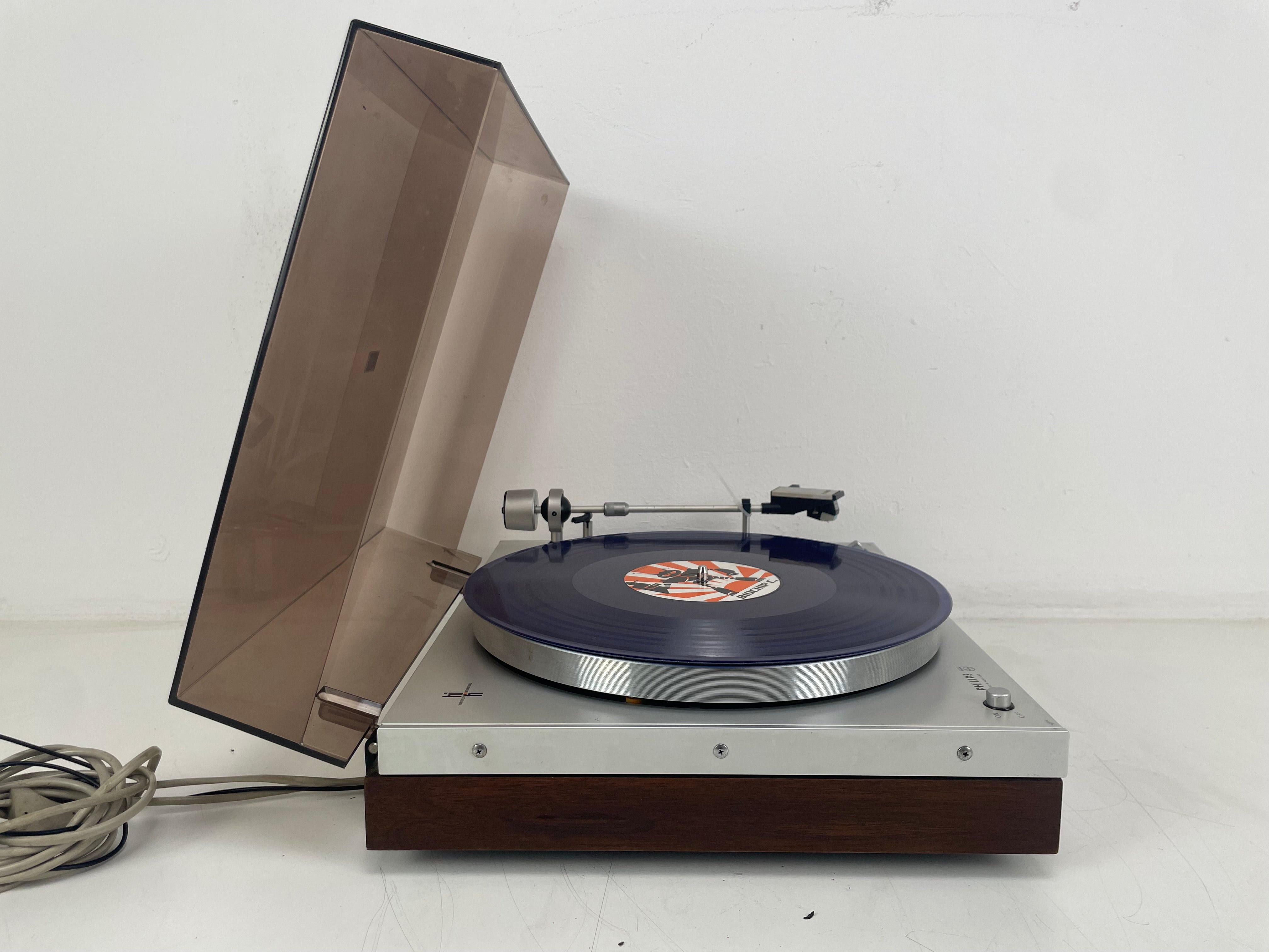Philips - 212 - Belt-Drive - Turntable - Inc. GP400 Stylus