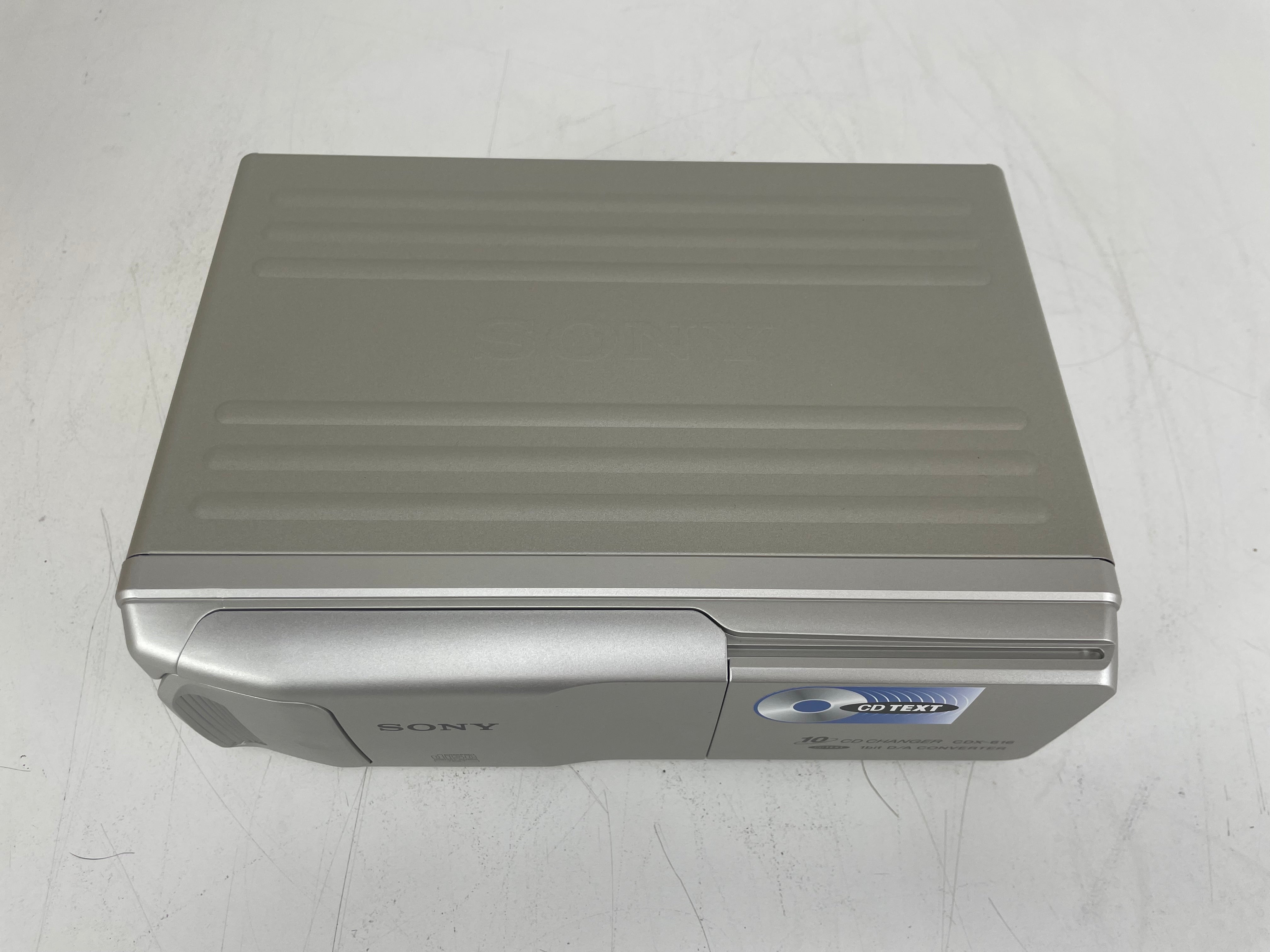 Sony - CDX616 - CD Changer - Inc. Original box/Accessoires - NOS