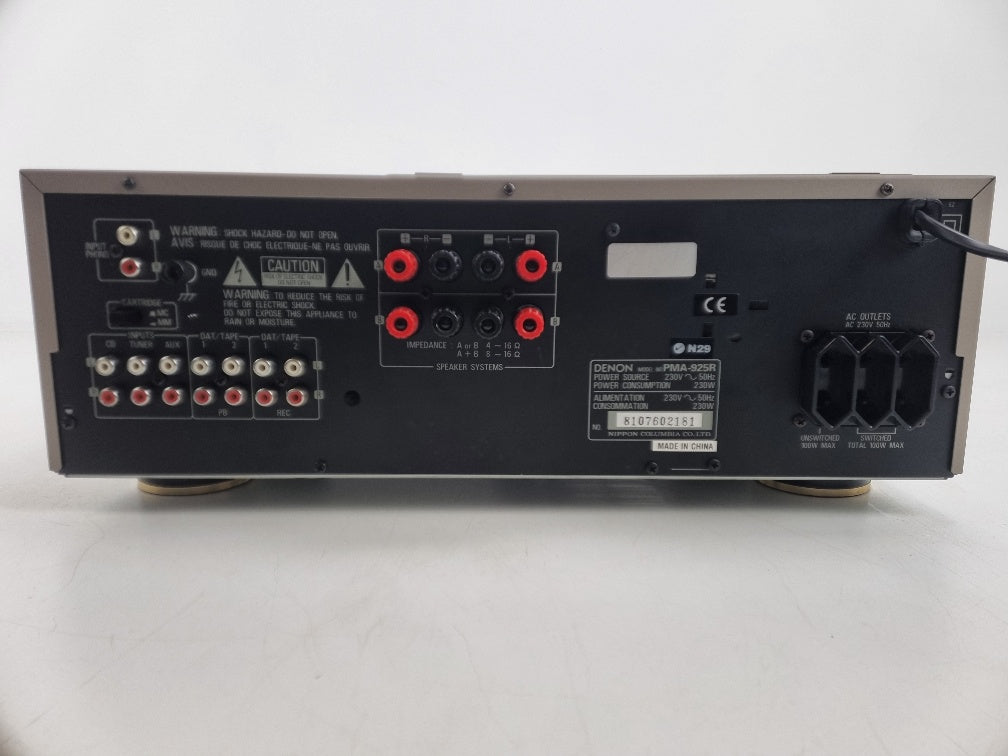 Denon PMA-925R Integrated Stereo Amplifier - With remote control - In beautiful condition